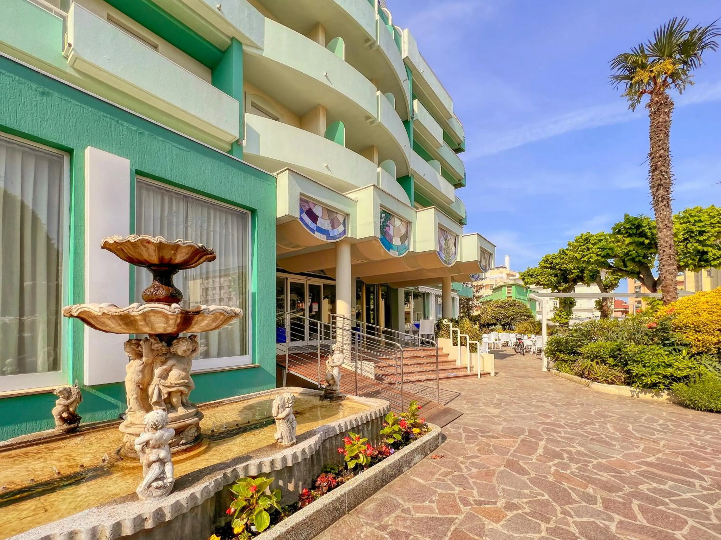 Property building in Hotel Losanna