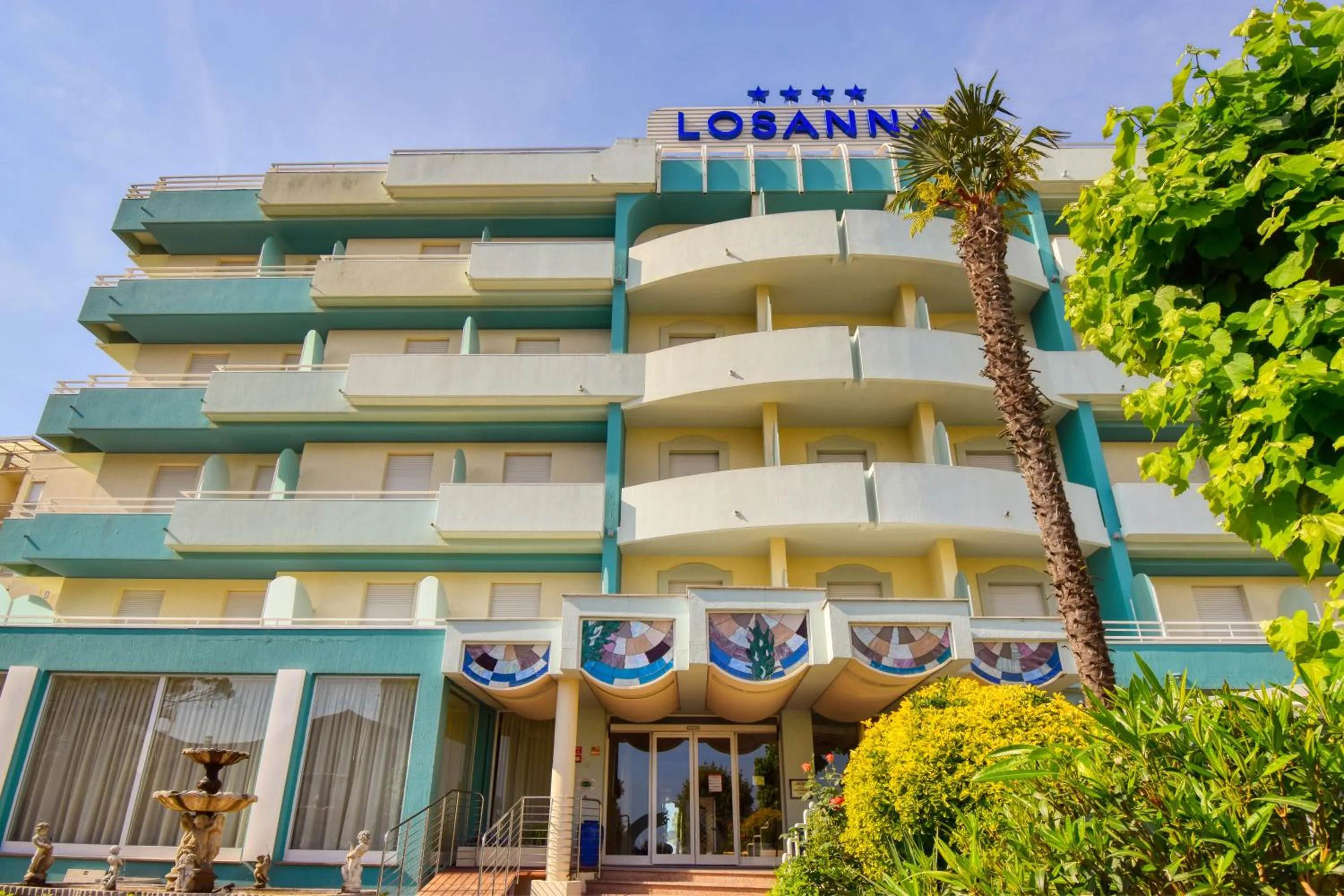 Property building in Hotel Losanna