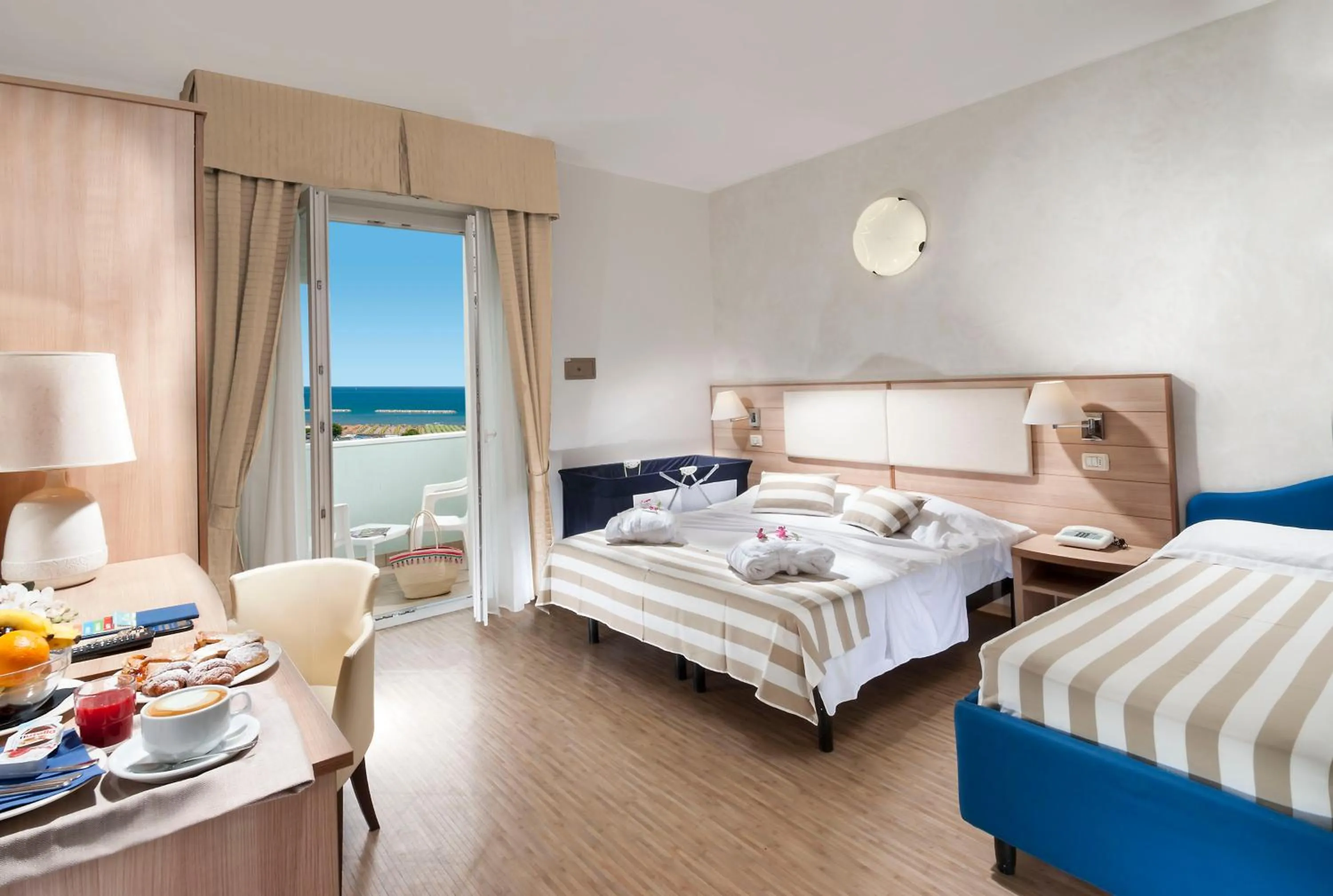 Bed in Hotel Losanna