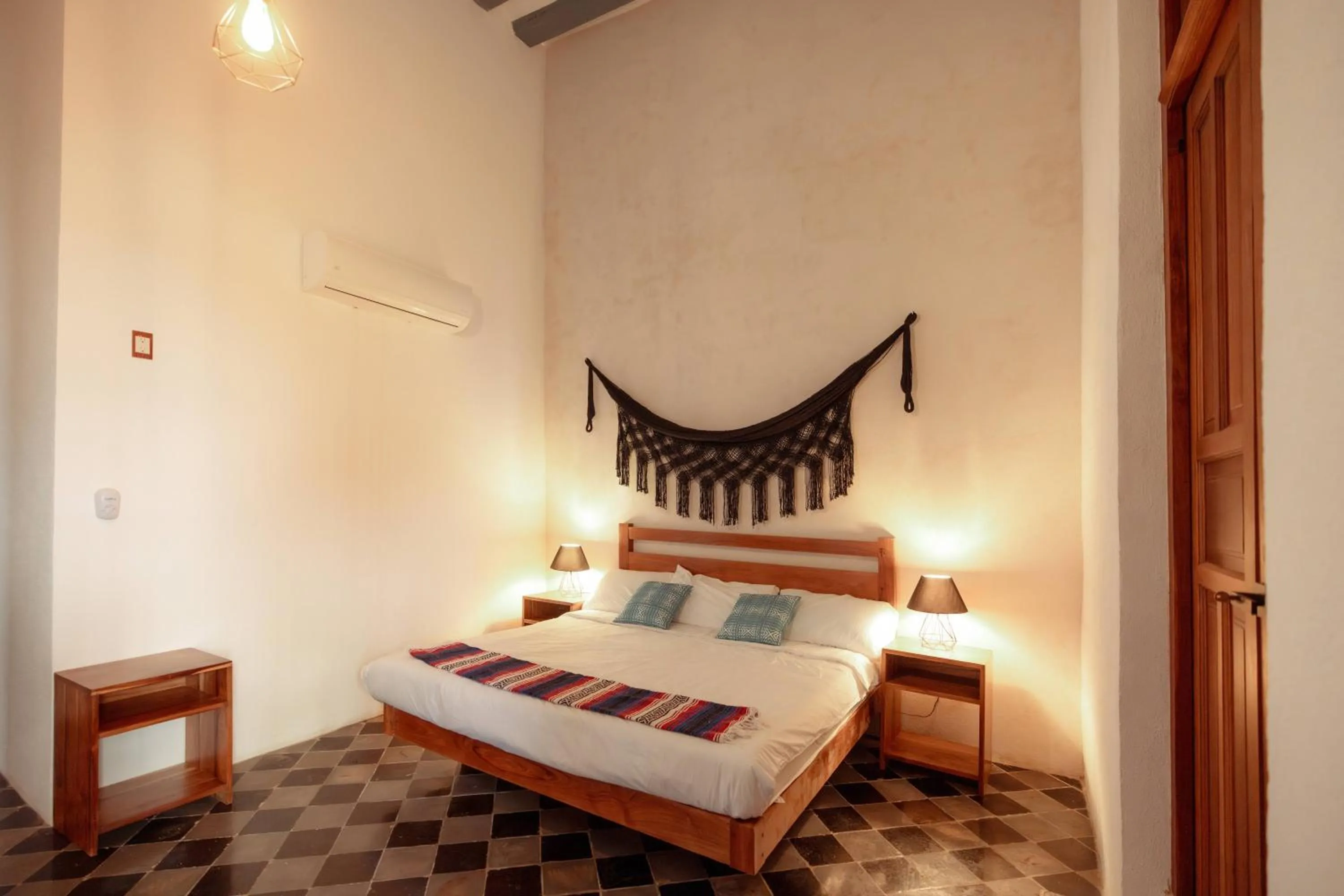 Bedroom, Bed in Hotel Boutique Casa Jade