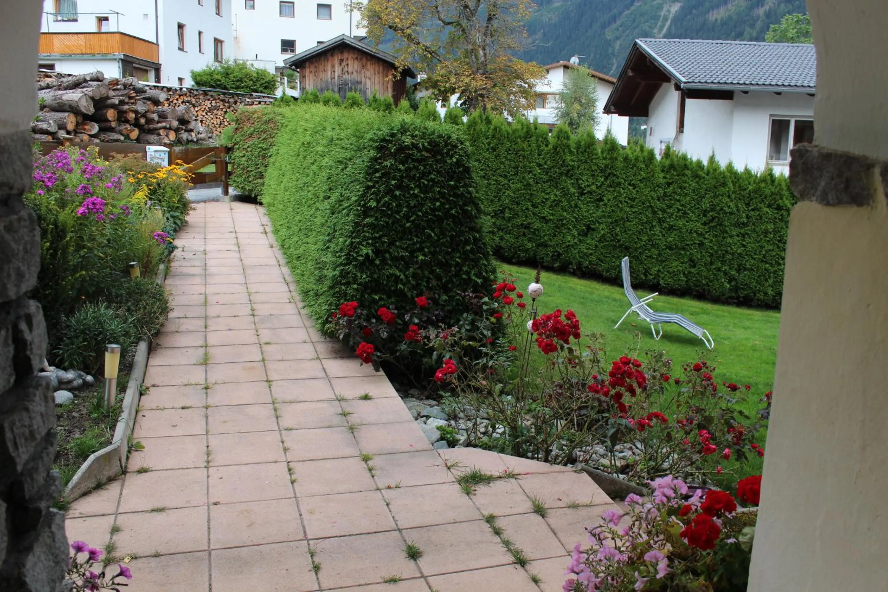 Garden in Ferienwohnung Stuibenfall