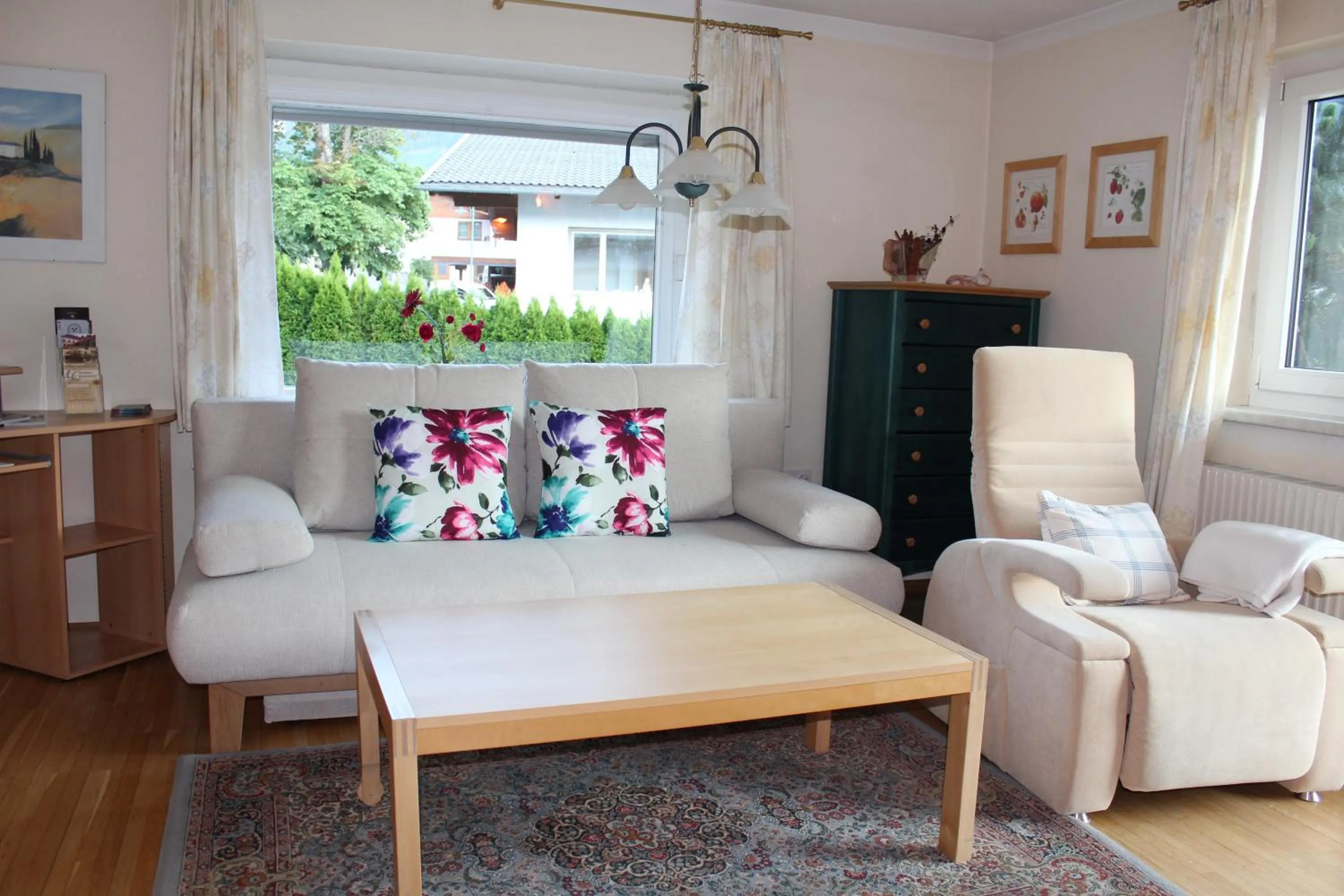 Living room in Ferienwohnung Stuibenfall