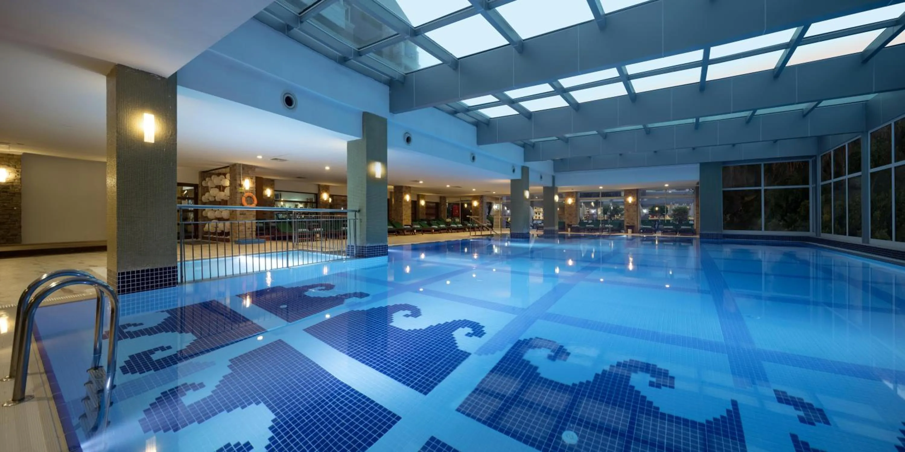 Swimming pool in Trendy Aspendos Beach