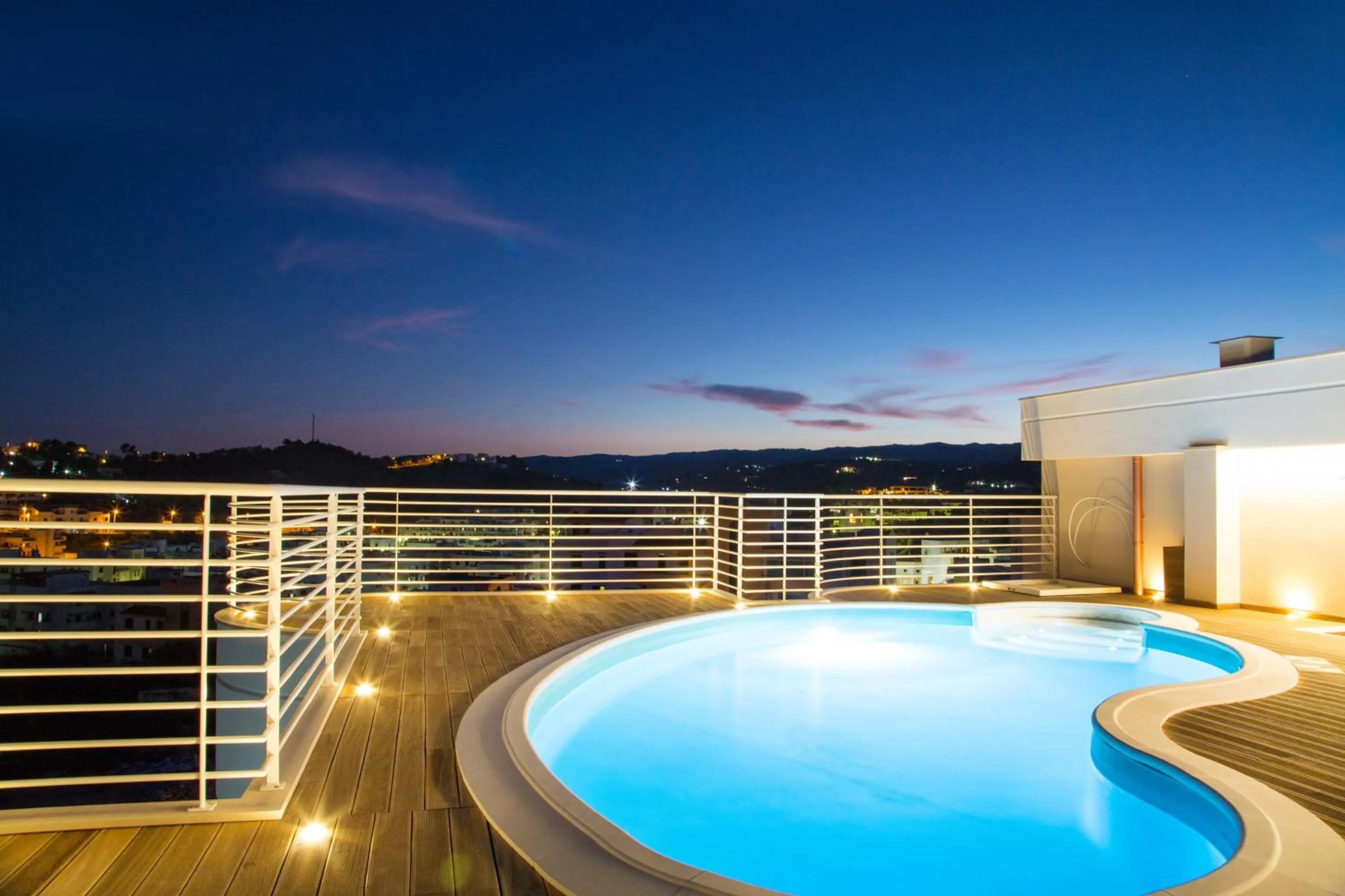 Swimming pool in Navicri B&B