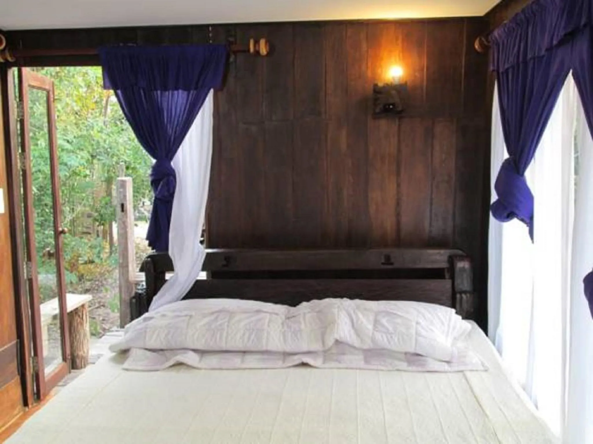 Bed in Sukhothai City Resort