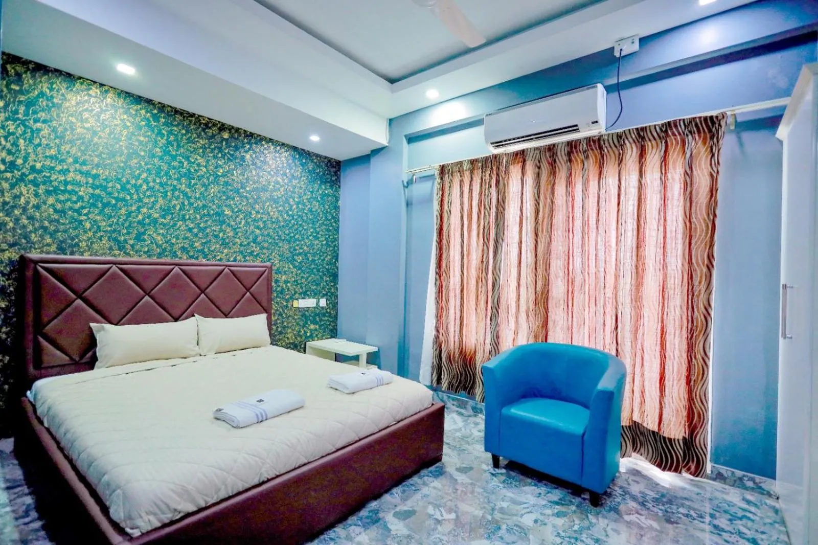 Bed in Hotel Rieejh