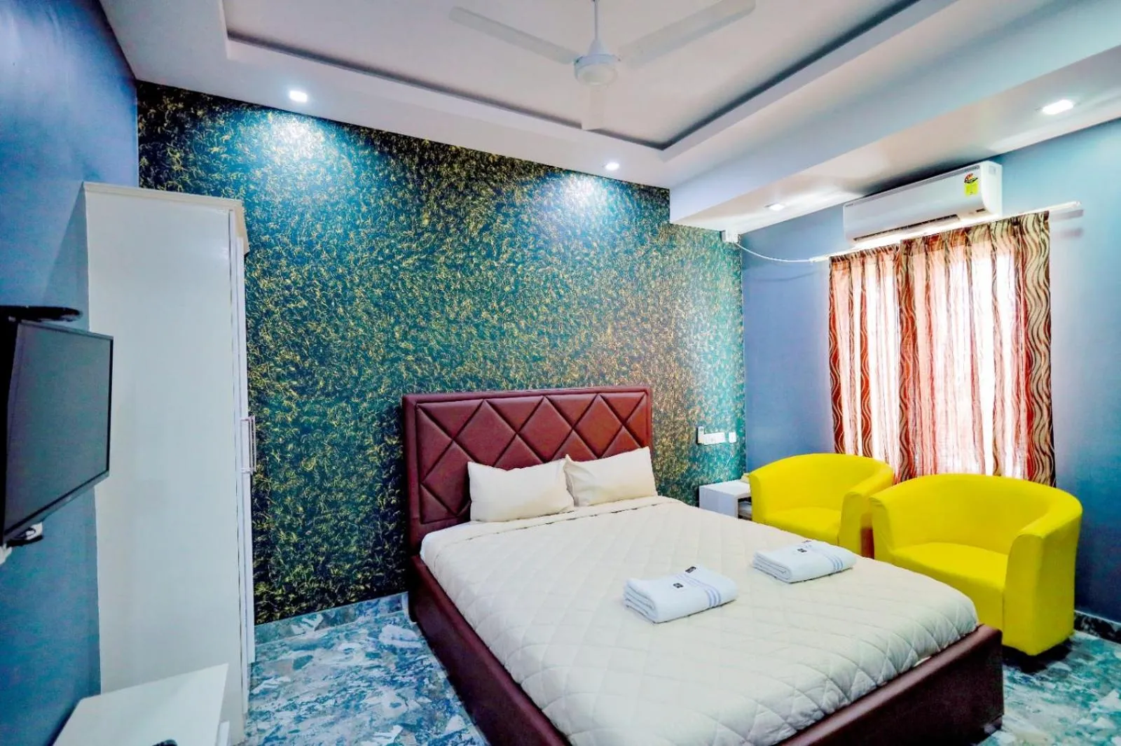 Bed in Hotel Rieejh
