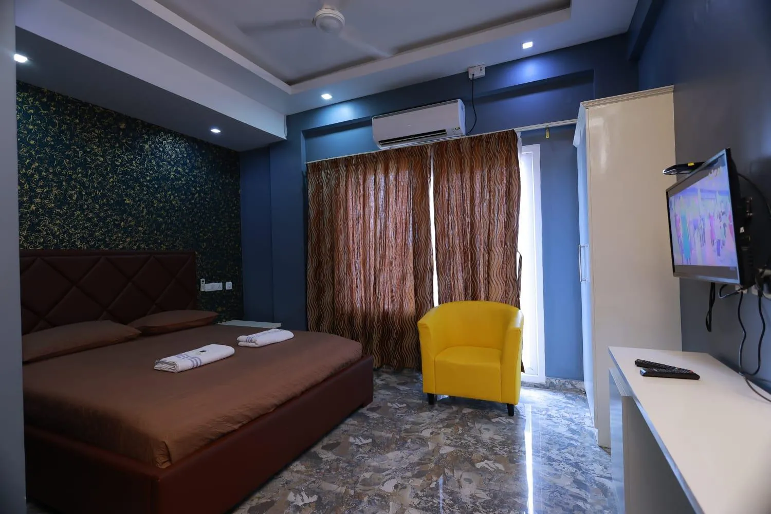 Bed in Hotel Rieejh