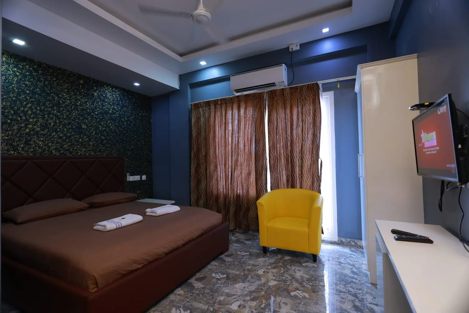 Bed in Hotel Rieejh