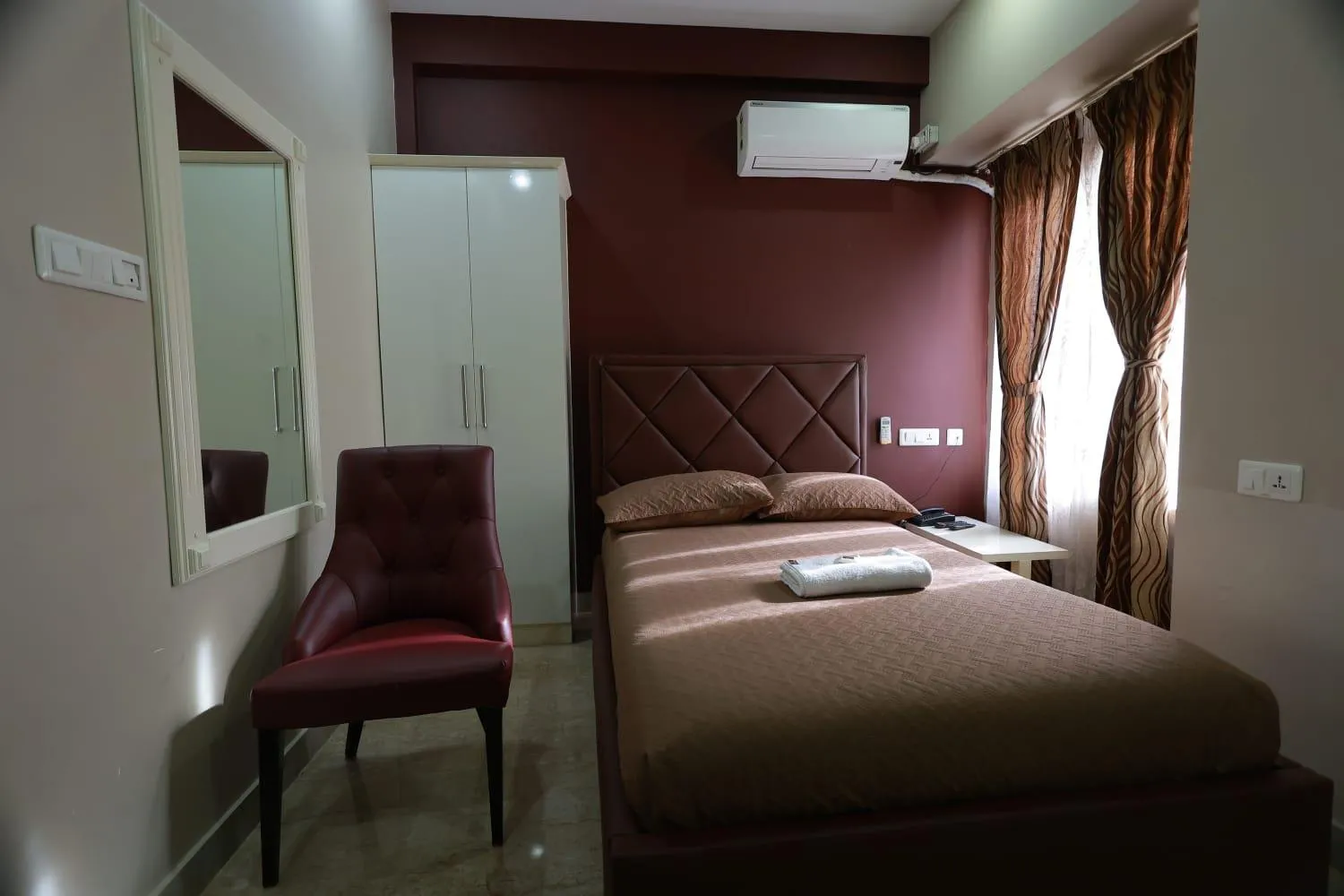 Bed in Hotel Rieejh