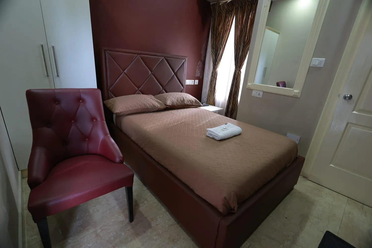 Bed in Hotel Rieejh
