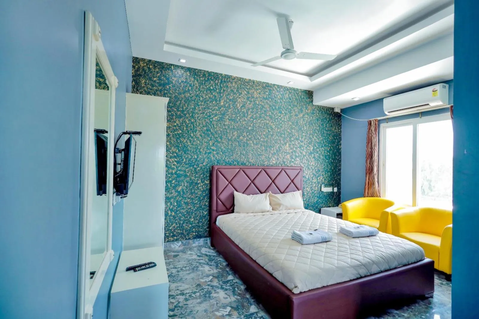 Bed in Hotel Rieejh