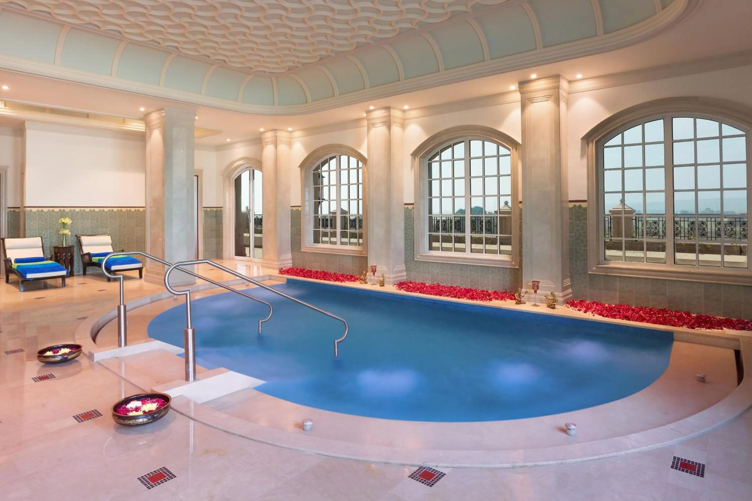 Swimming pool in ITC Grand Bharat, a Luxury Collection Retreat, Gurgaon, New Delhi Capital Region