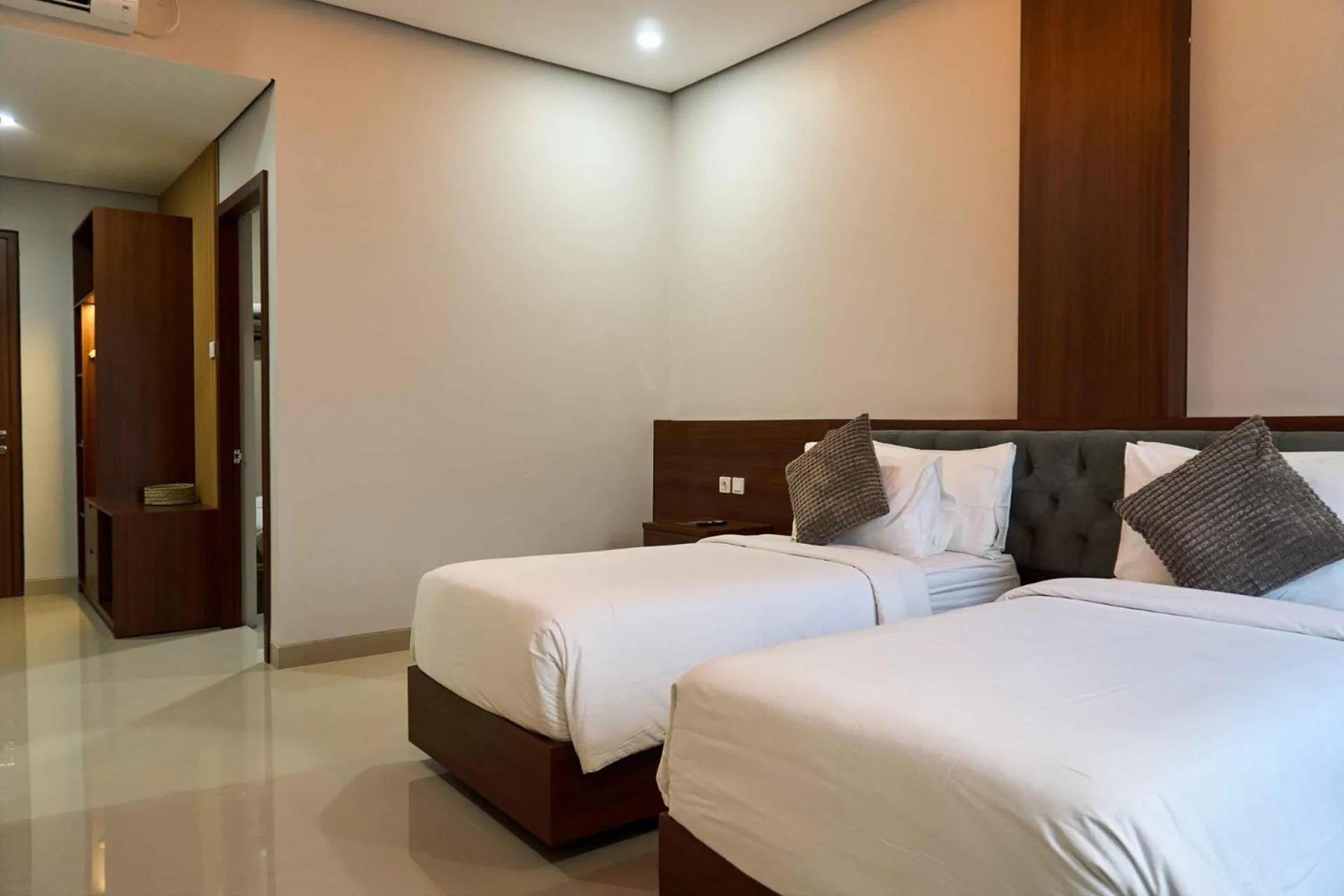 Bed in Sakanti Inn Wonosobo