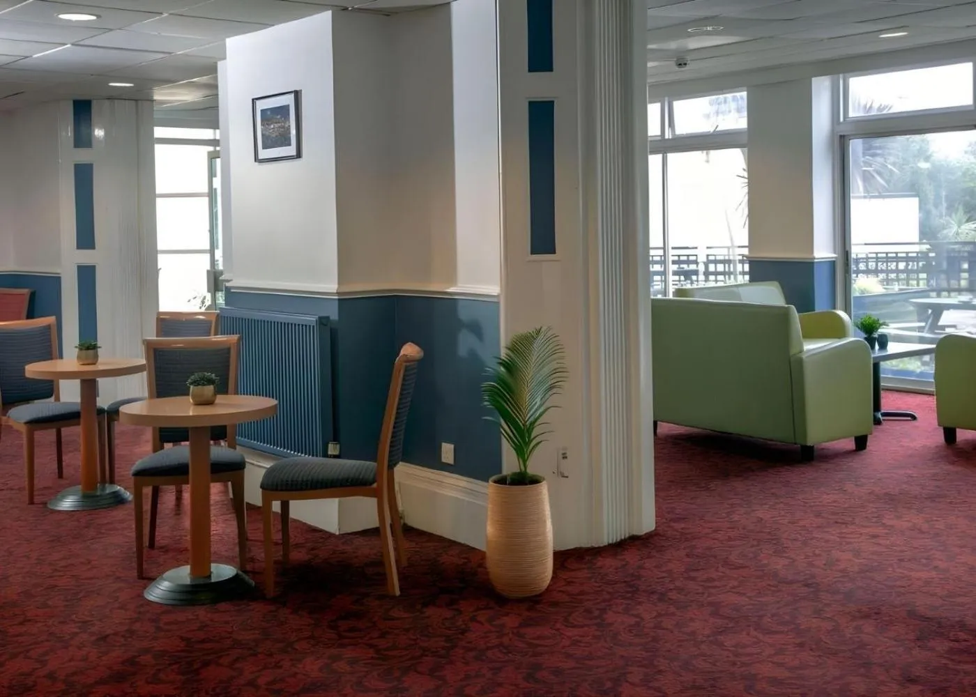 Neighbourhood in Tor Park Hotel