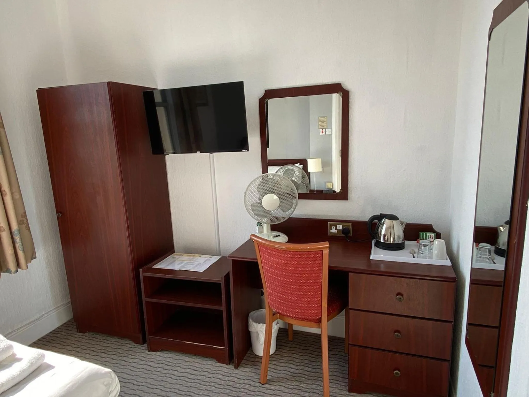 Bed in Tor Park Hotel