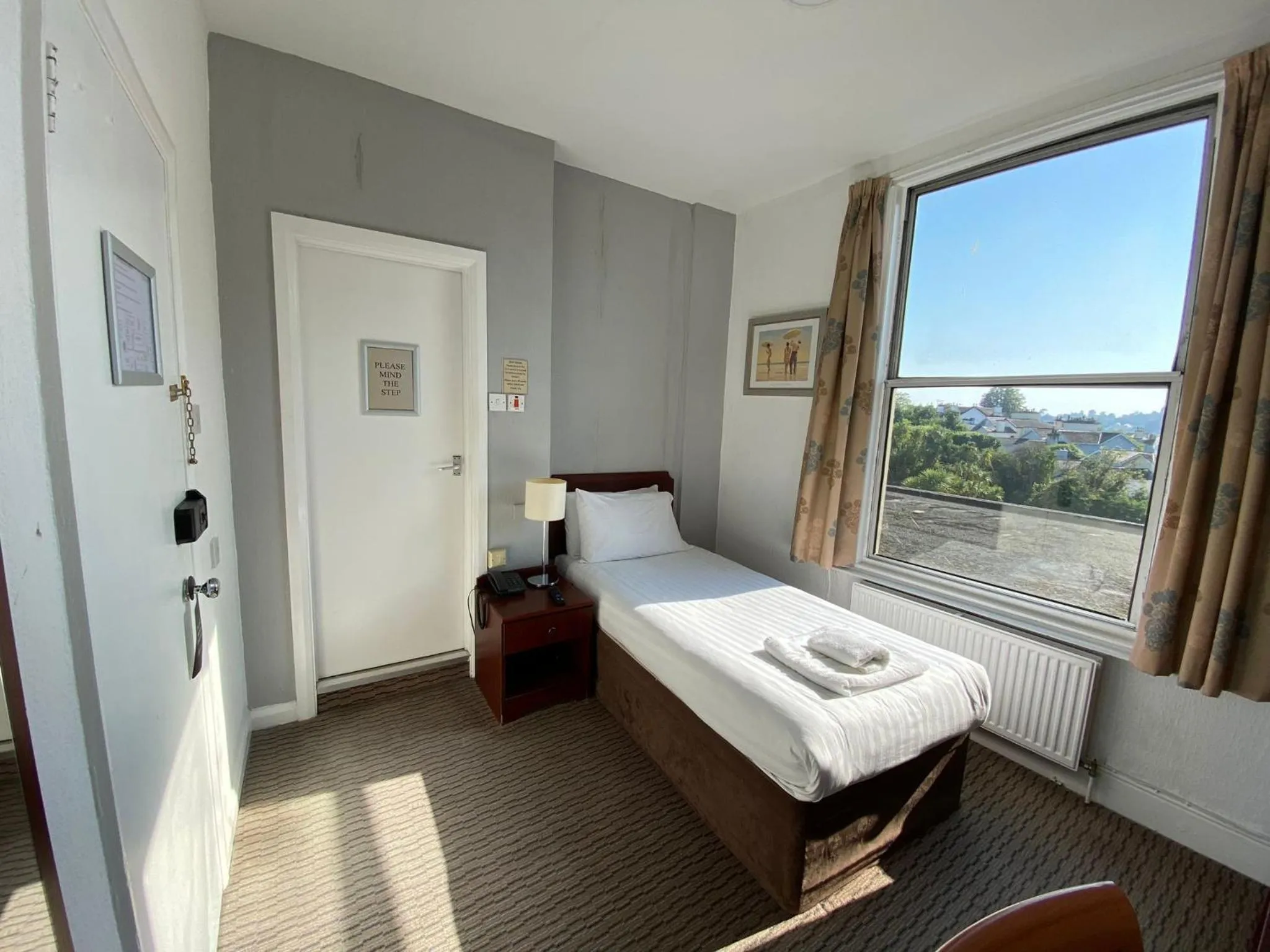 Bed in Tor Park Hotel