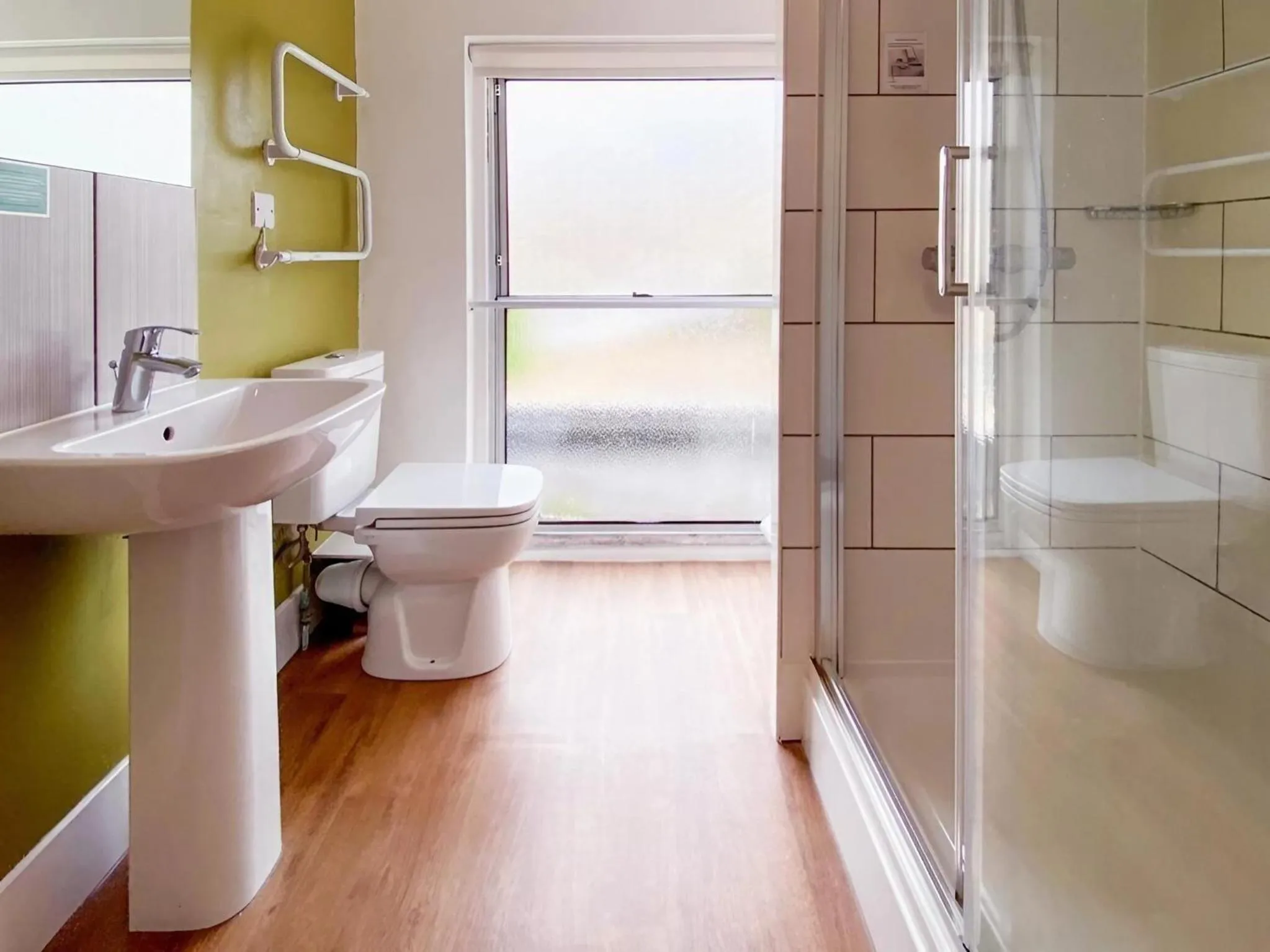 Bathroom in Tor Park Hotel