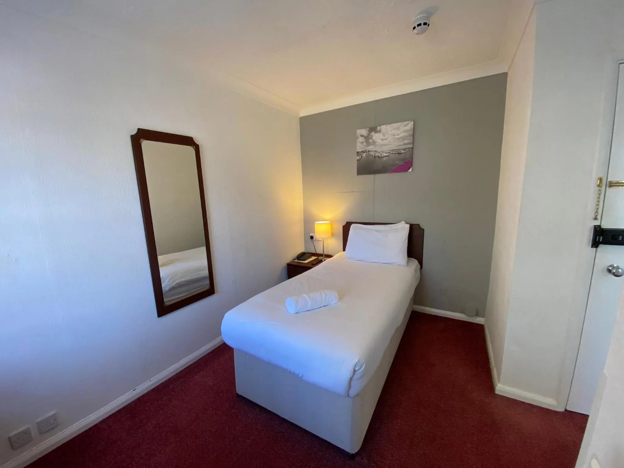 Bed in Tor Park Hotel