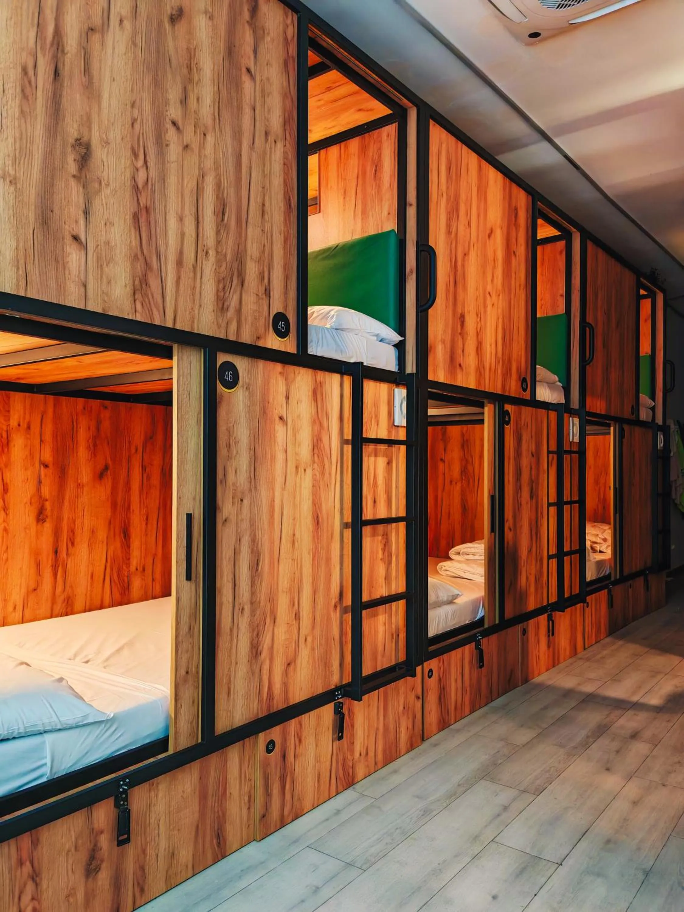 Bed in Urban Inn Capsule Madrid