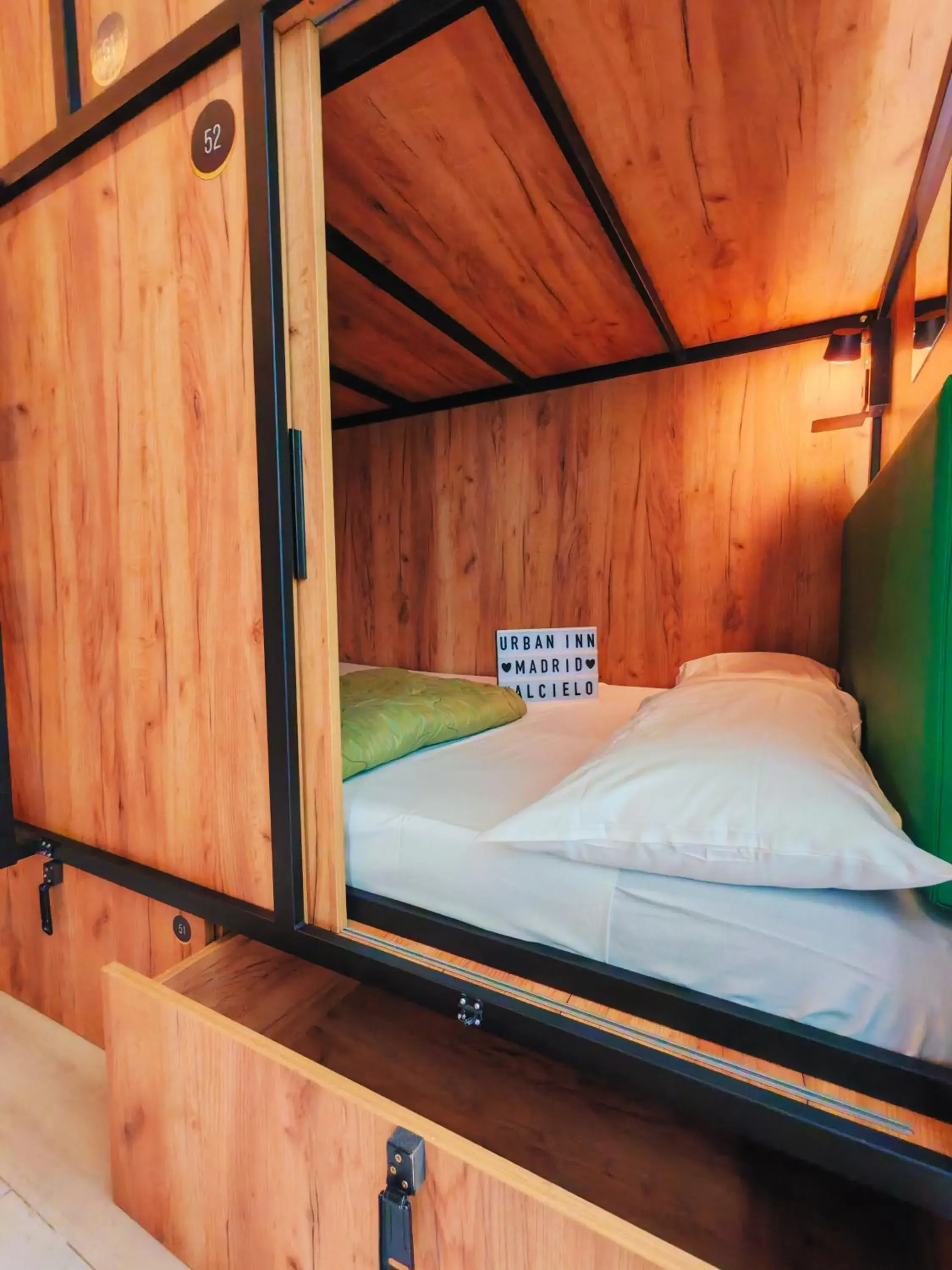 Bed in Urban Inn Madrid Bed in Urban Inn Madrid