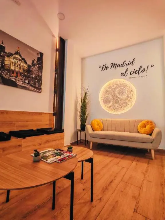 Lobby or reception in Urban Inn Madrid