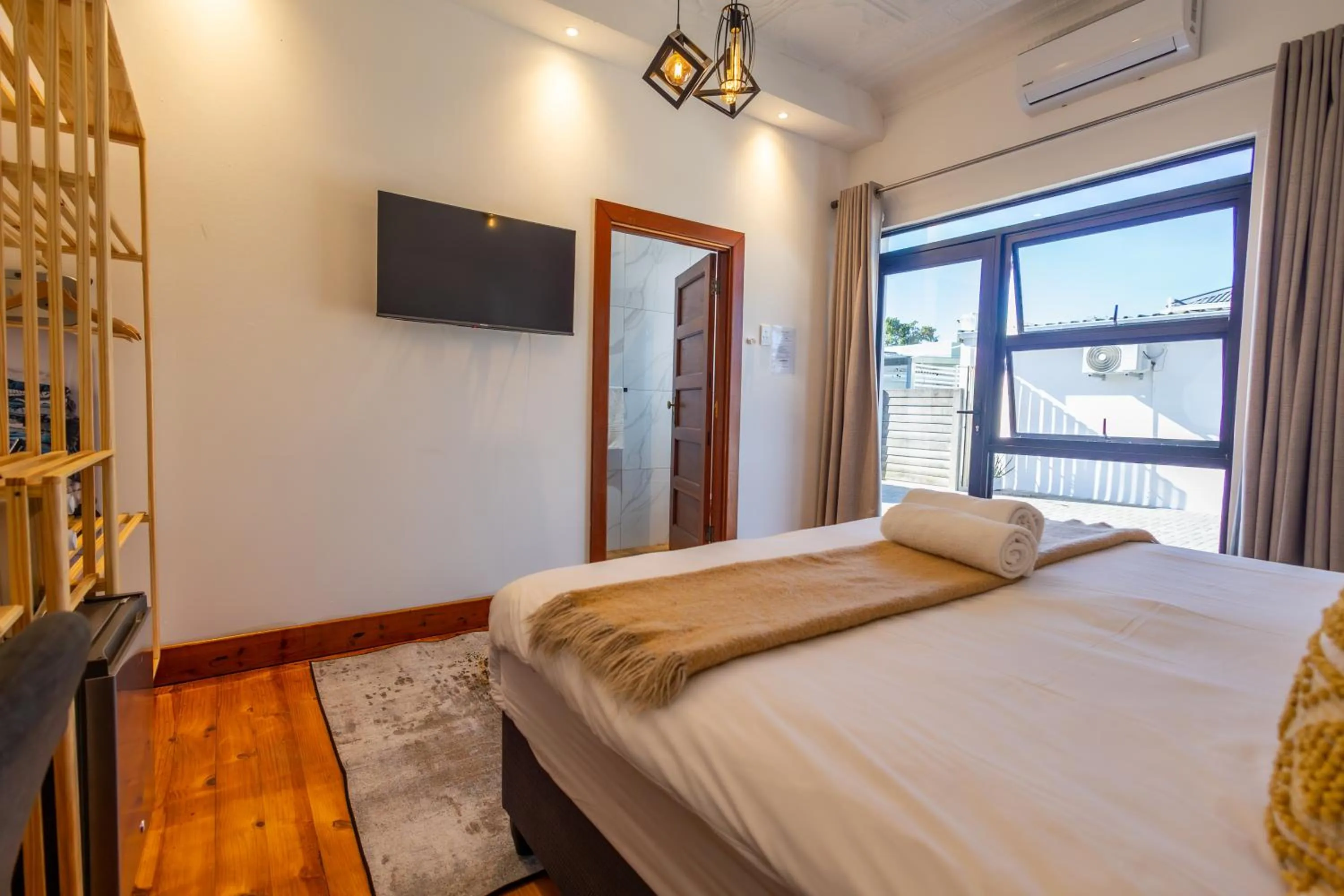 Bed in Fusion House B&B and Conference Venue