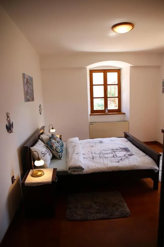 Bedroom, Bed in Villa Captain