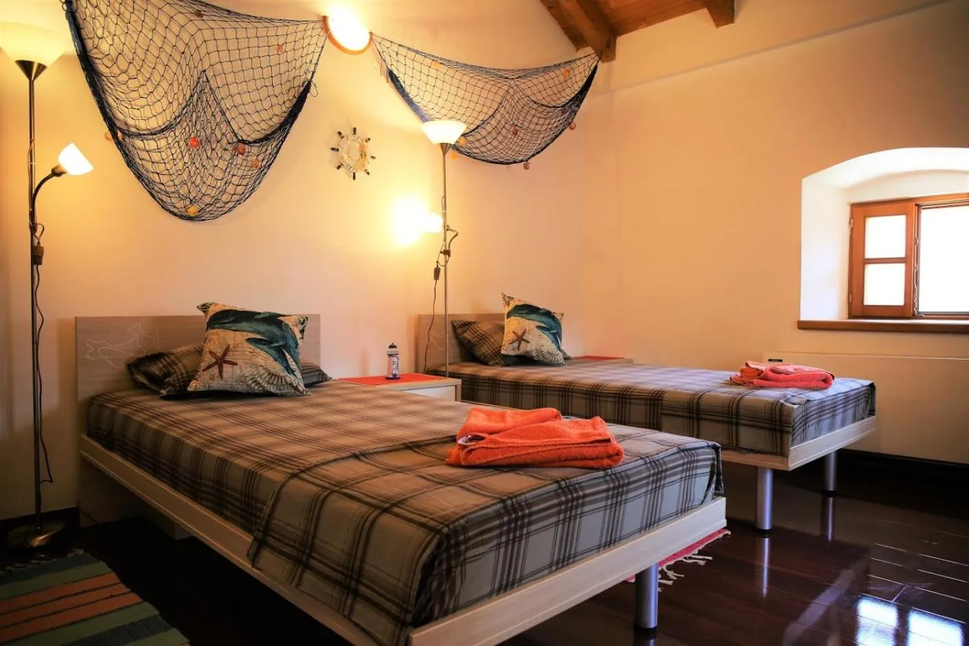 Bedroom, Bed in Villa Captain