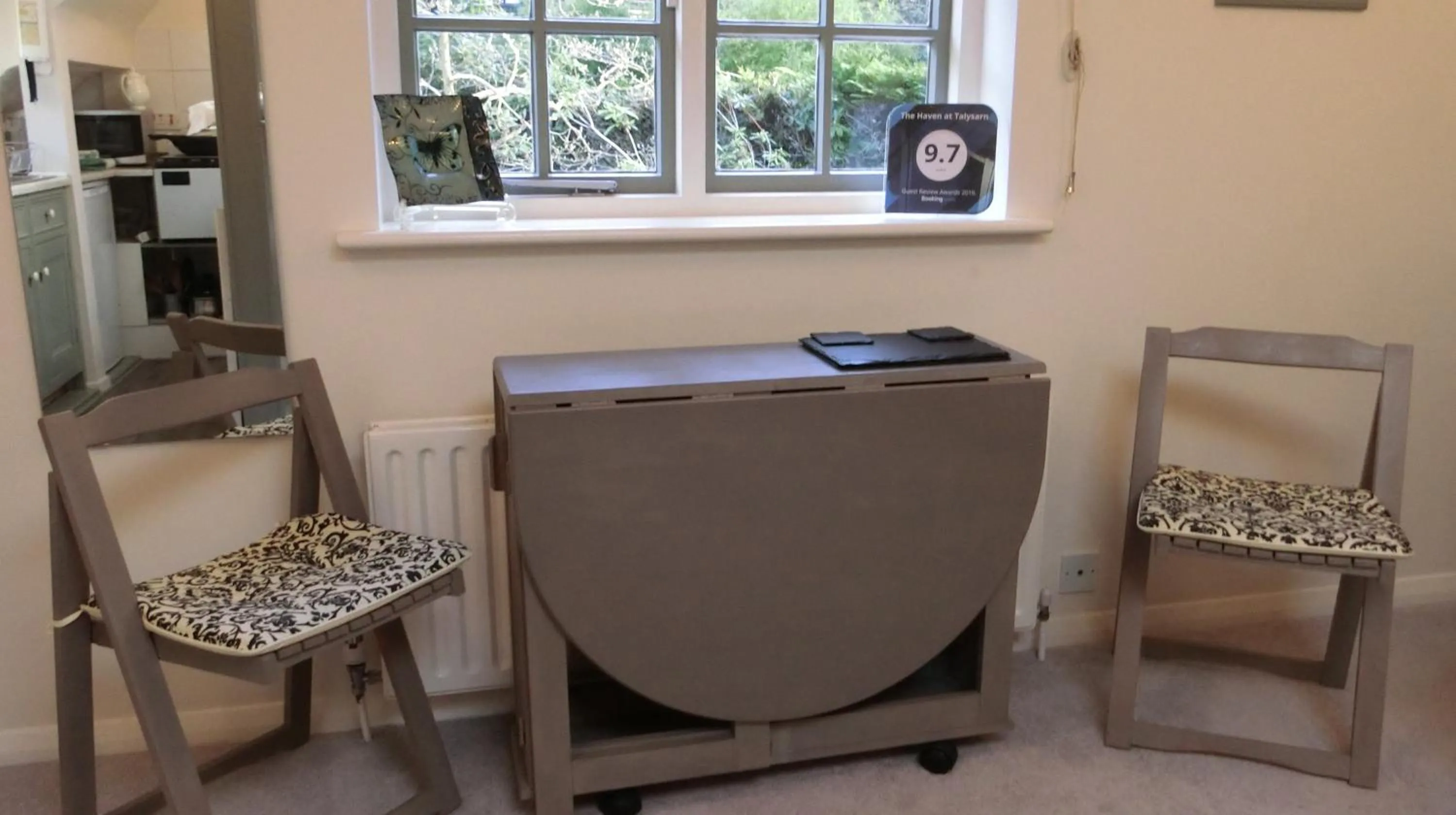 Dining area in The Haven at Talysarn