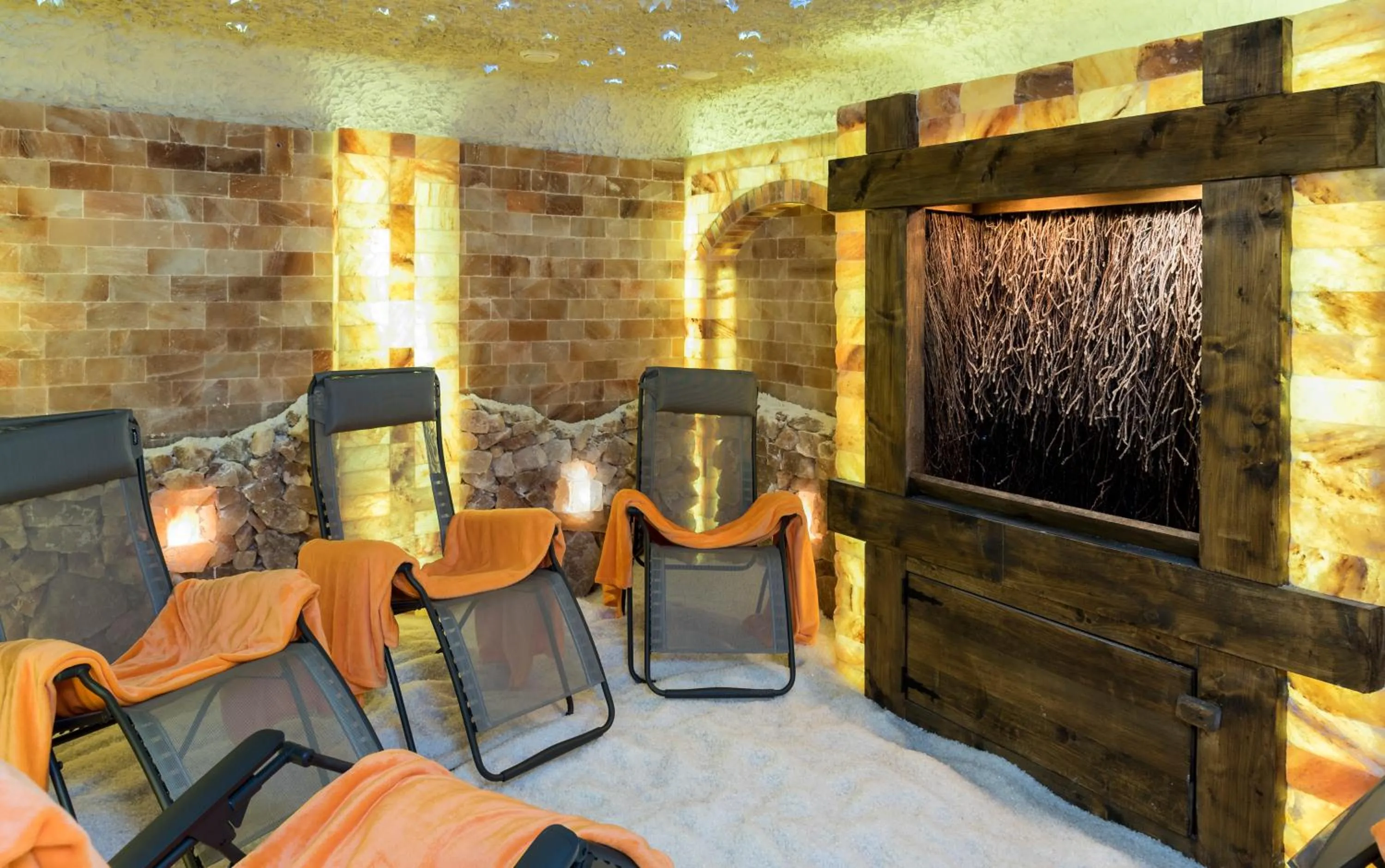 Spa and wellness centre/facilities in Landhotel Zum Adler