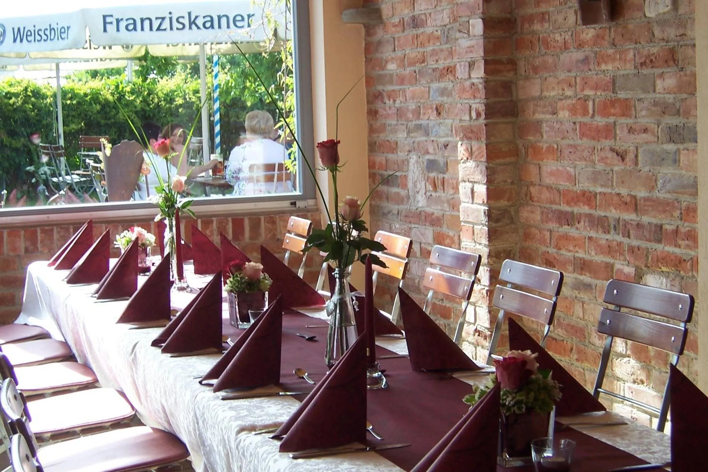Restaurant/places to eat in Landhotel Zum Adler