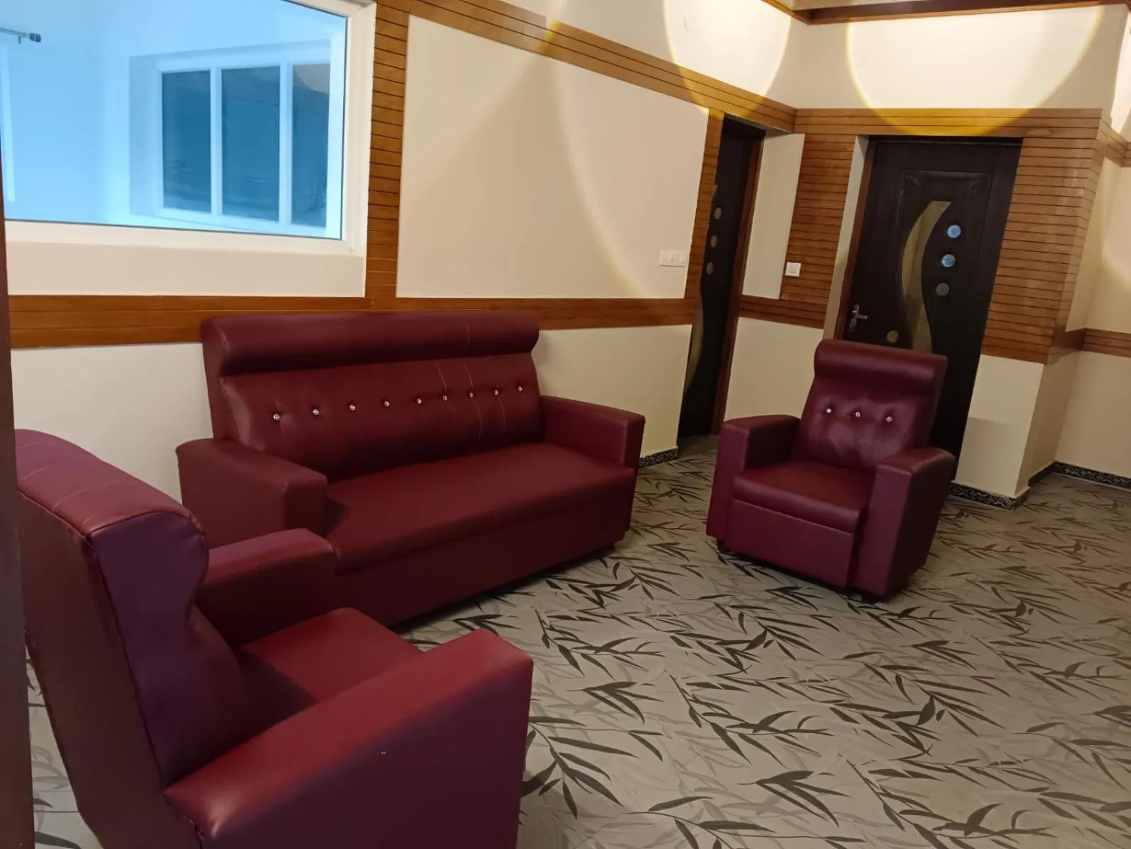 Seating area in Misty Valley Inn