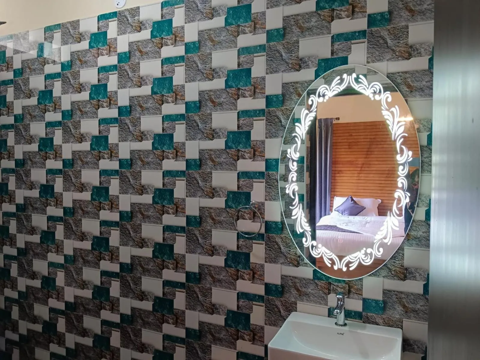 Bathroom in Misty Valley Inn