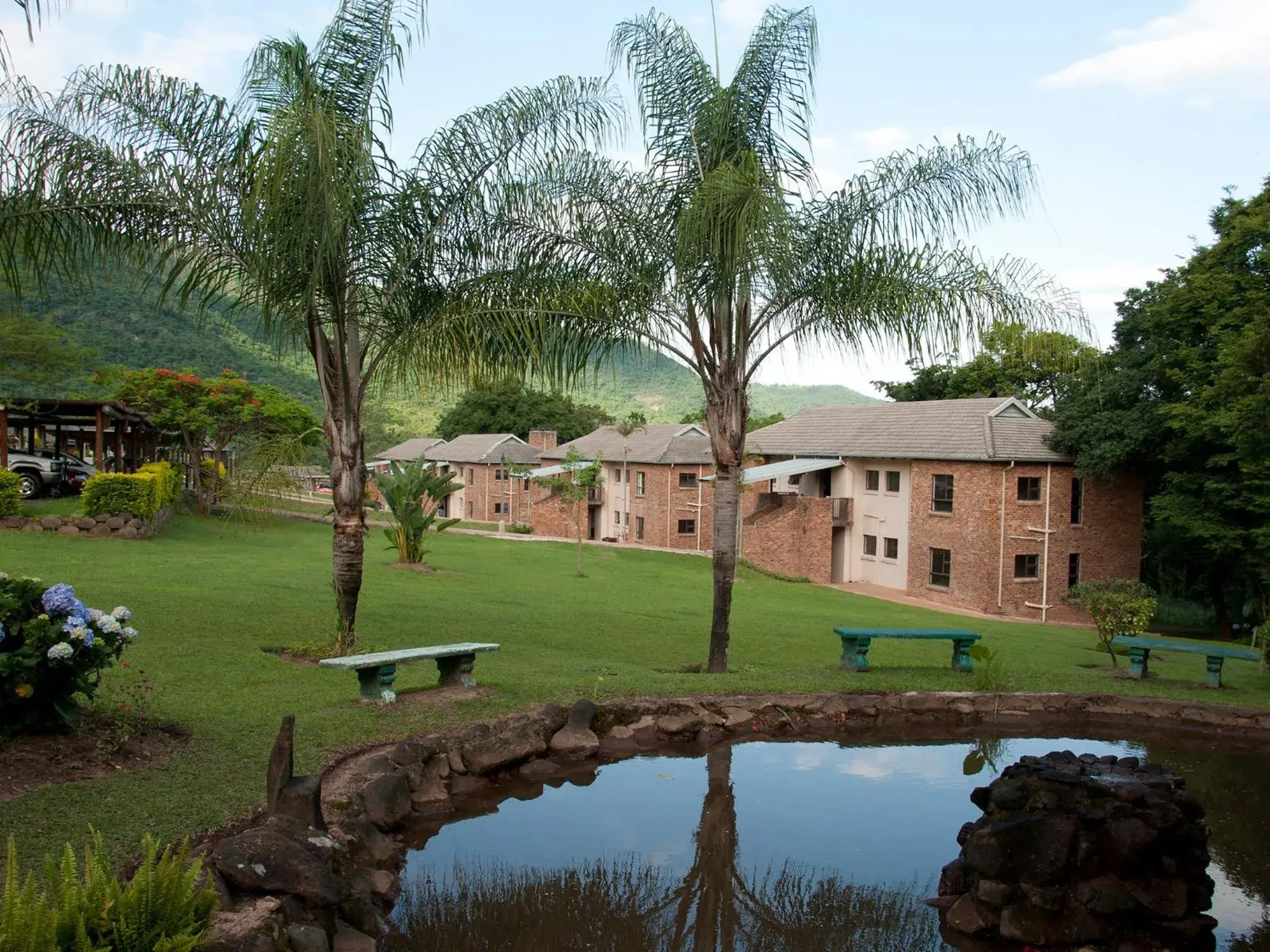 Property building in Hazyview Cabanas Property building in Hazyview Cabanas