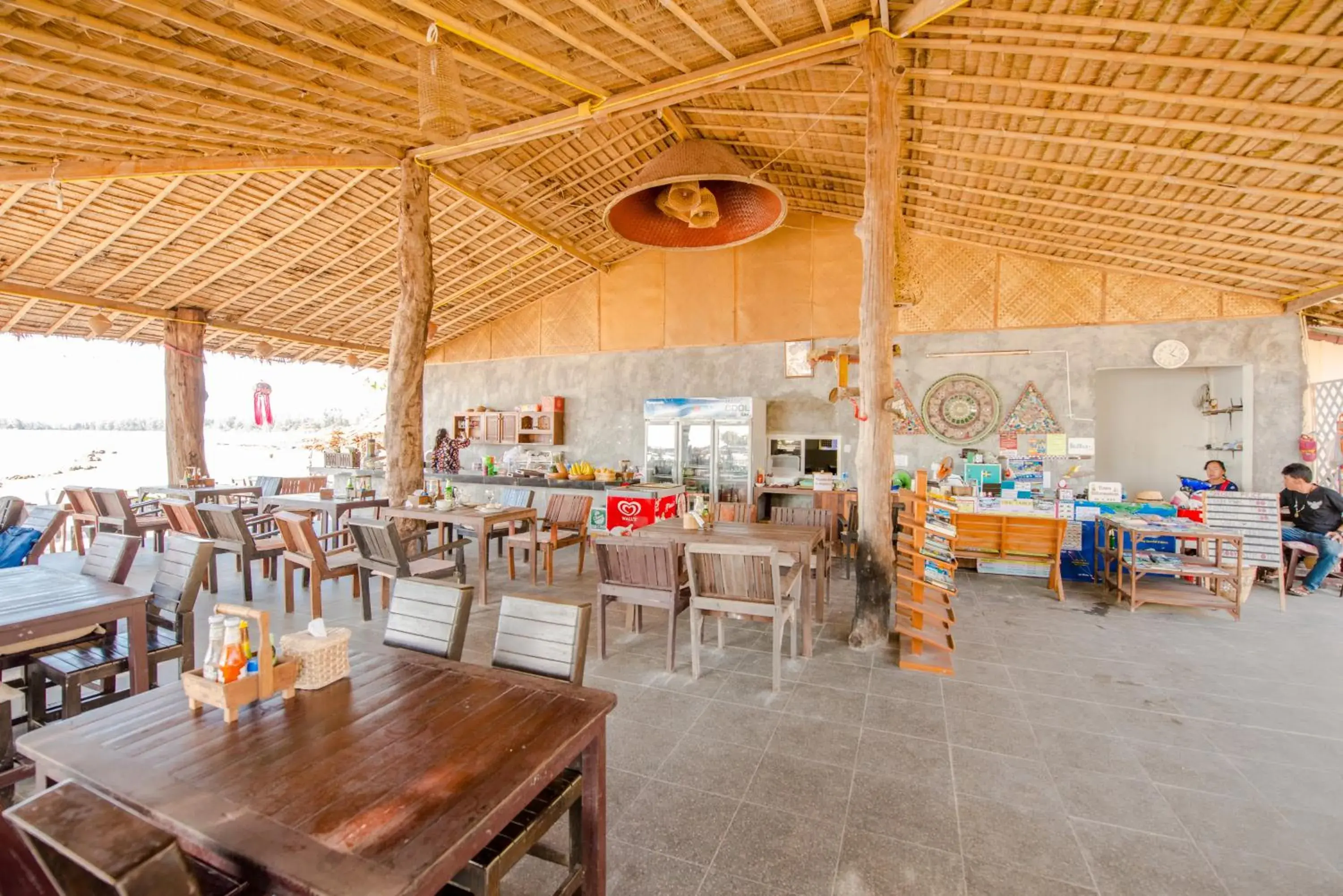 Restaurant/places to eat in Banana Beach Resort Restaurant/places to eat in Banana Beach Resort