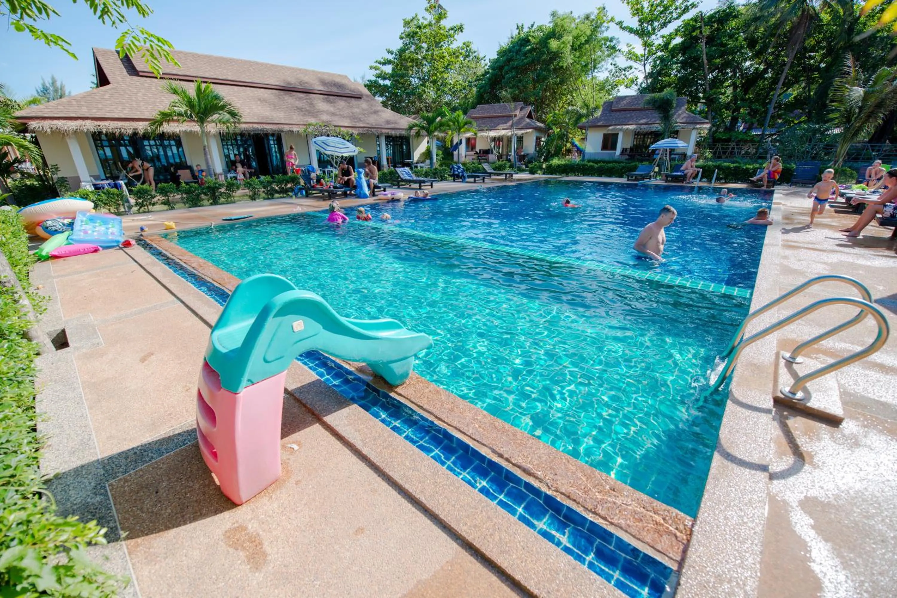 Swimming pool in Banana Beach Resort