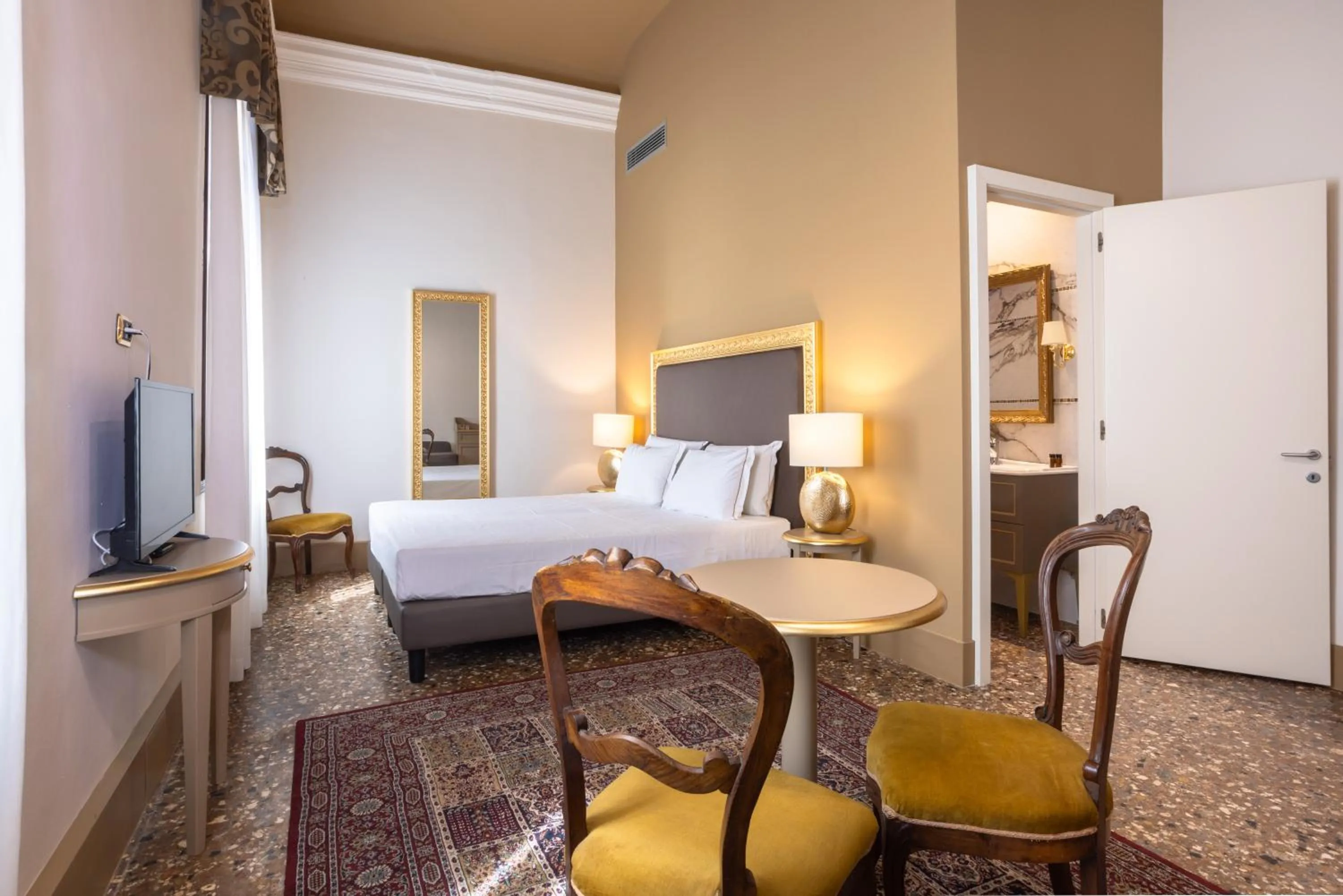 Photo of the whole room, Bed in Antico Portego