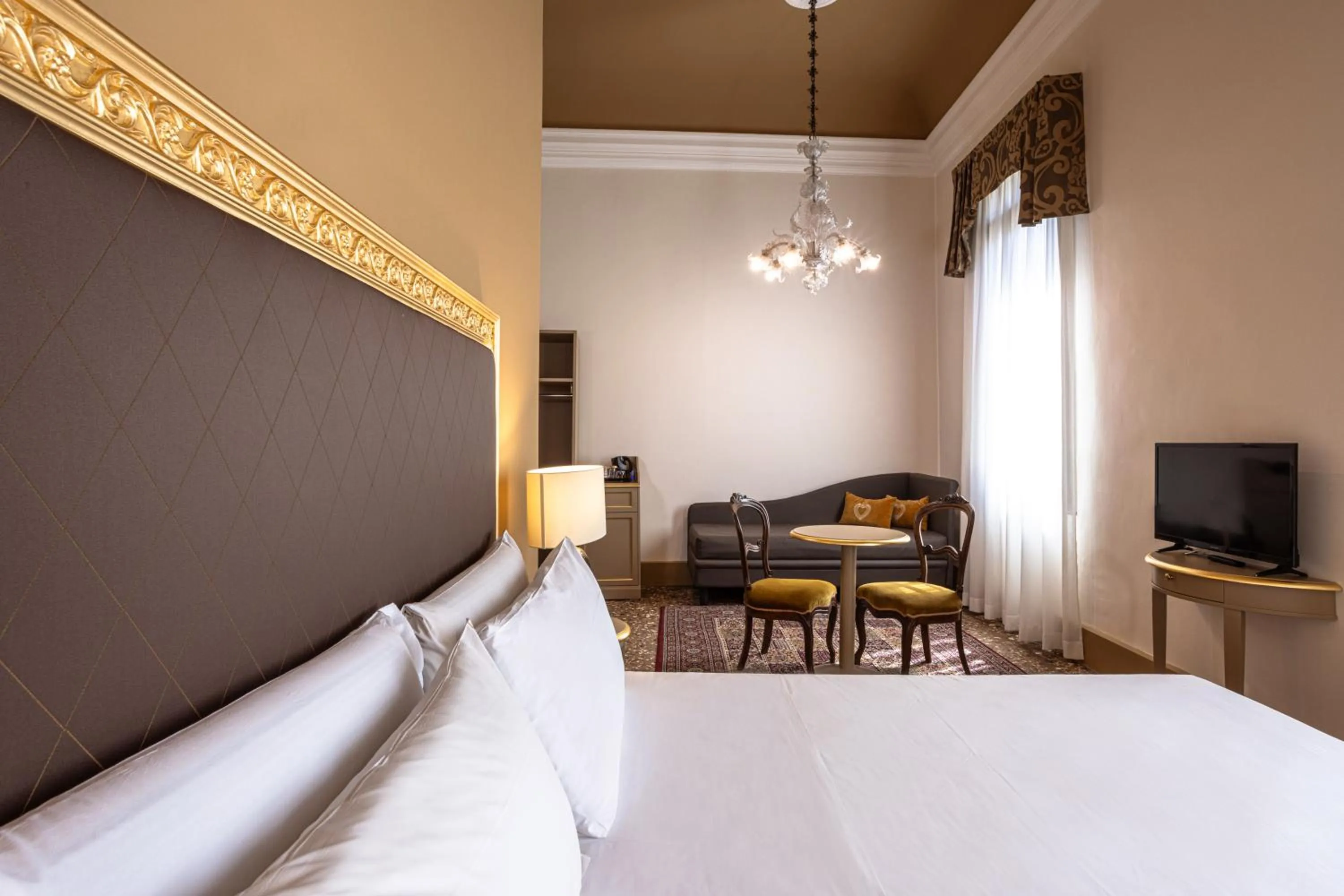 TV and multimedia, Bed in Antico Portego