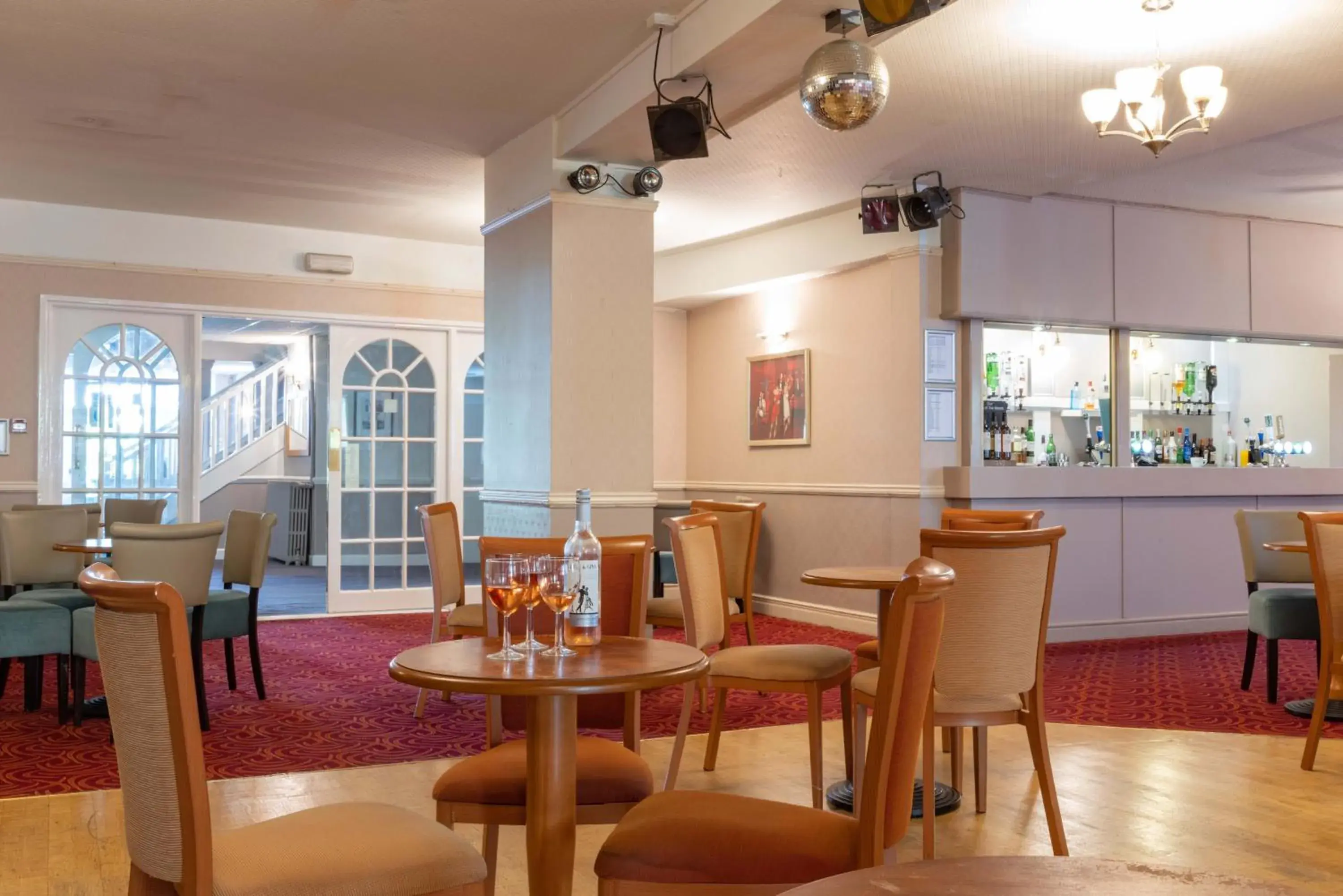 Lounge or bar in Dilkhusa Grand Hotel by Compass Hospitality Lounge or bar in Dilkhusa Grand Hotel by Compass Hospitality