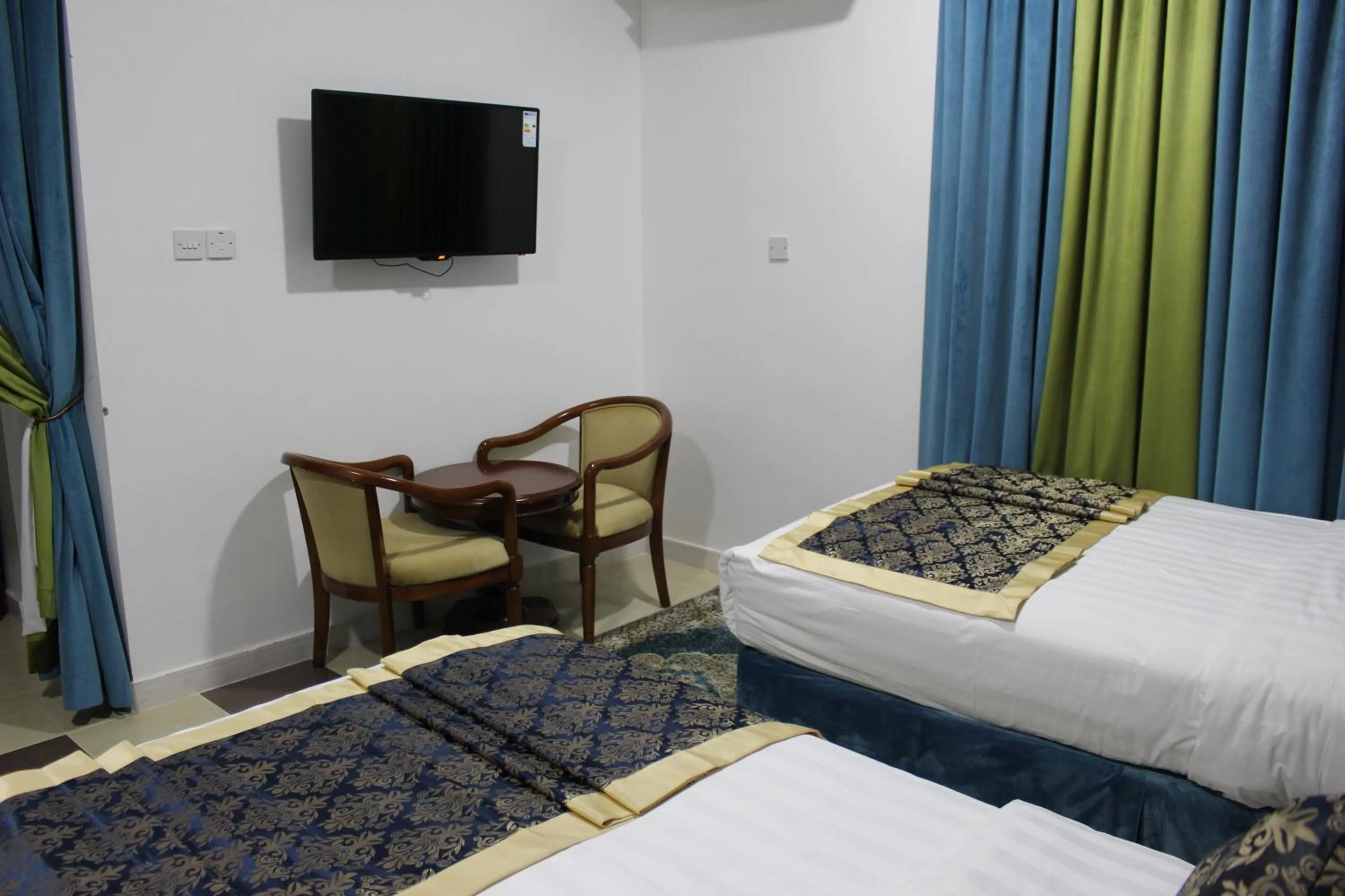 Bed in Al Diyar Hotel