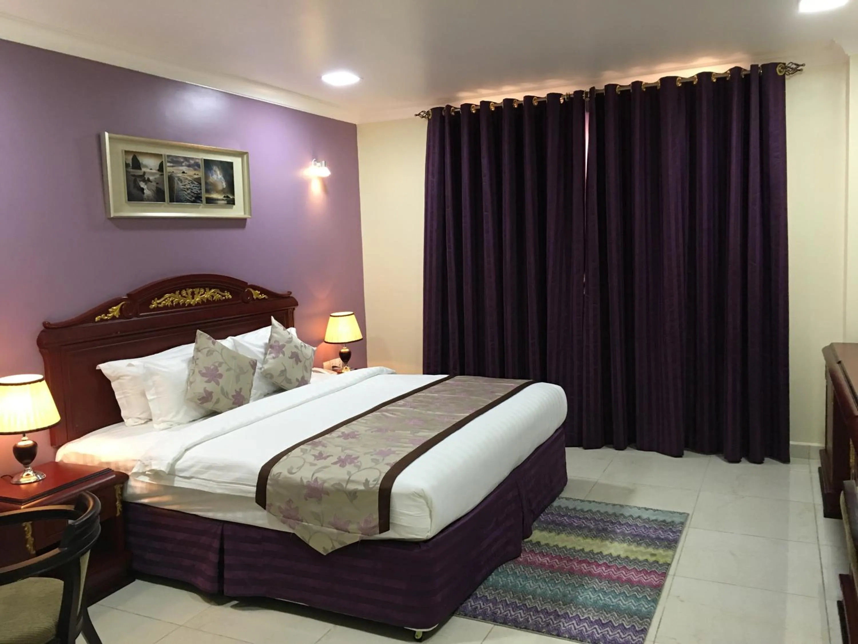 Bed in Al Diyar Hotel
