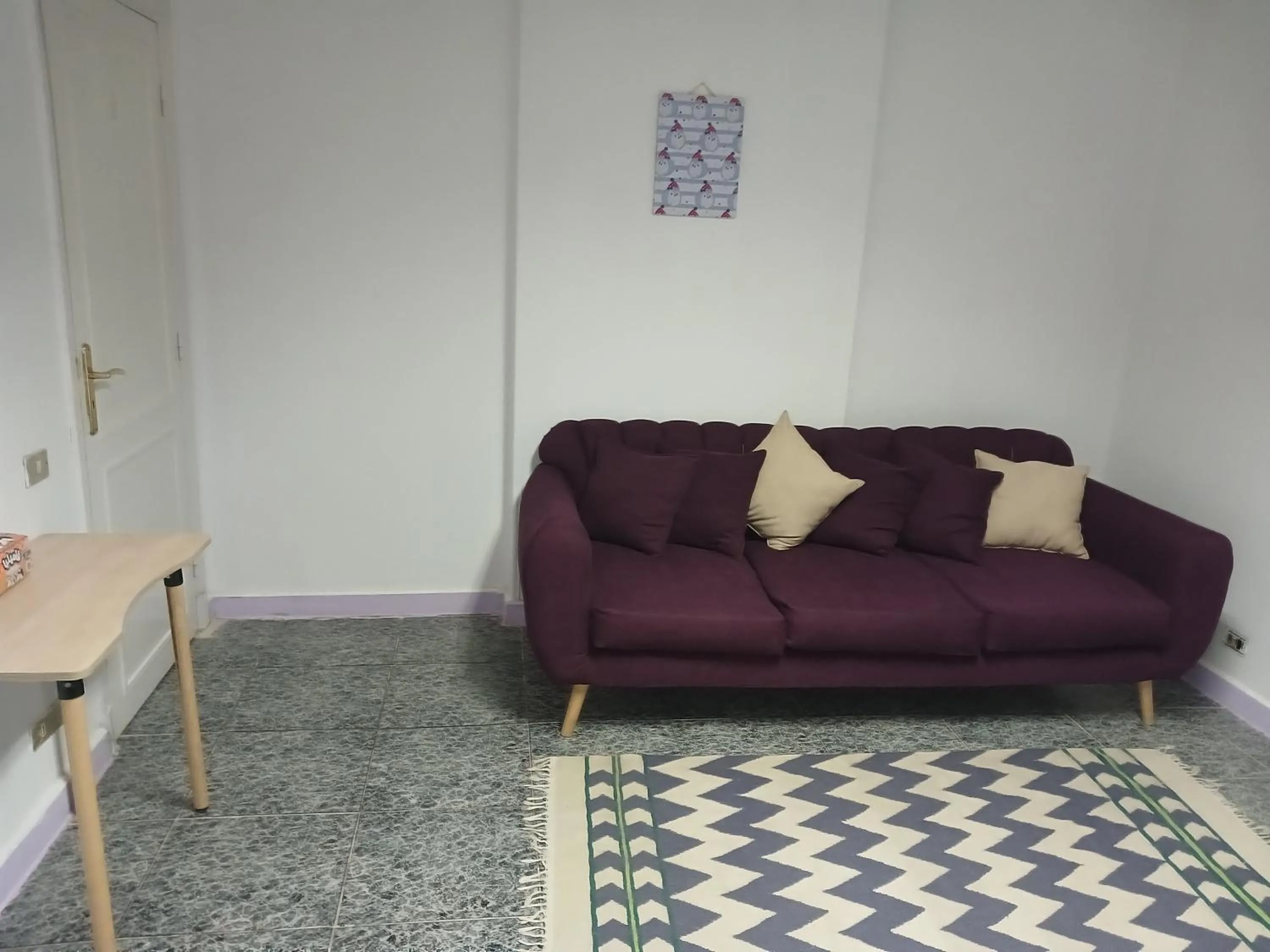 Downtown super apartment