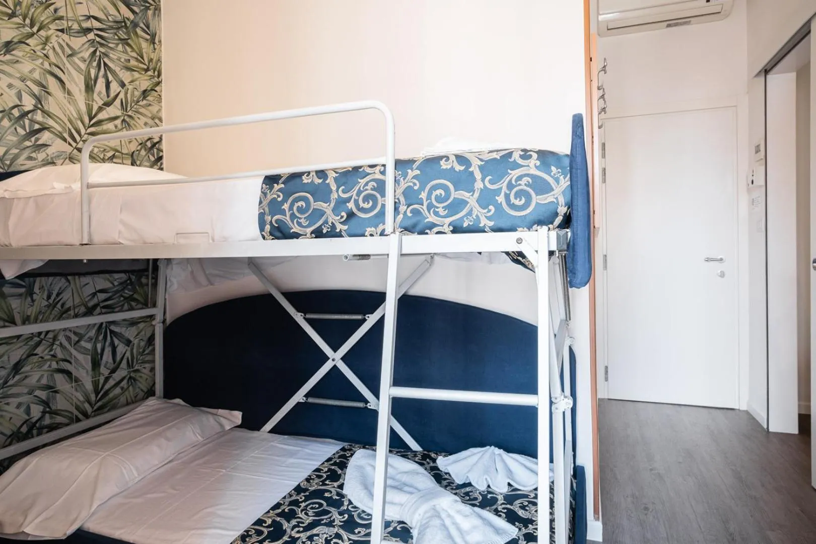 Blu Star Hotel
