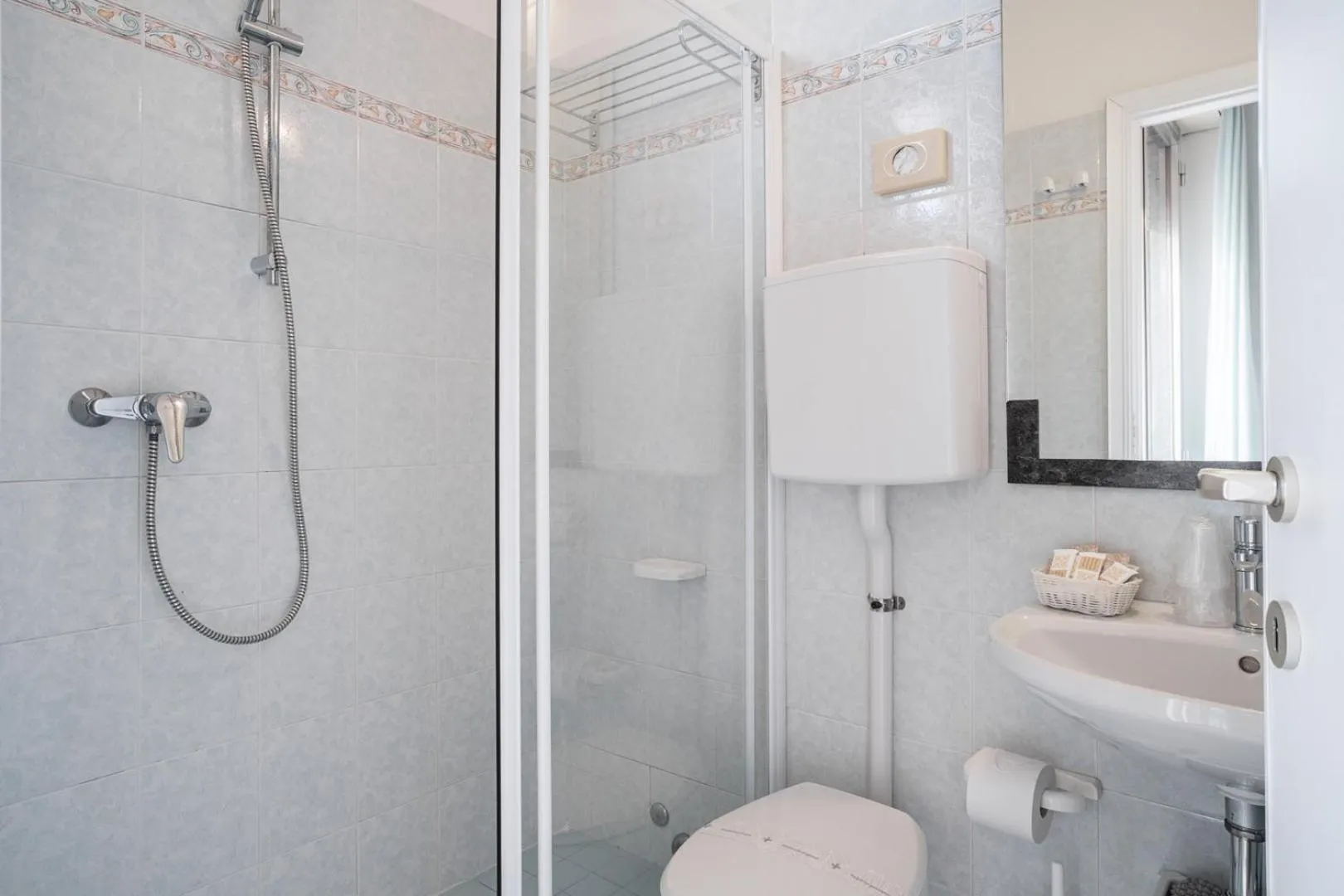 Shower in Blu Star Hotel