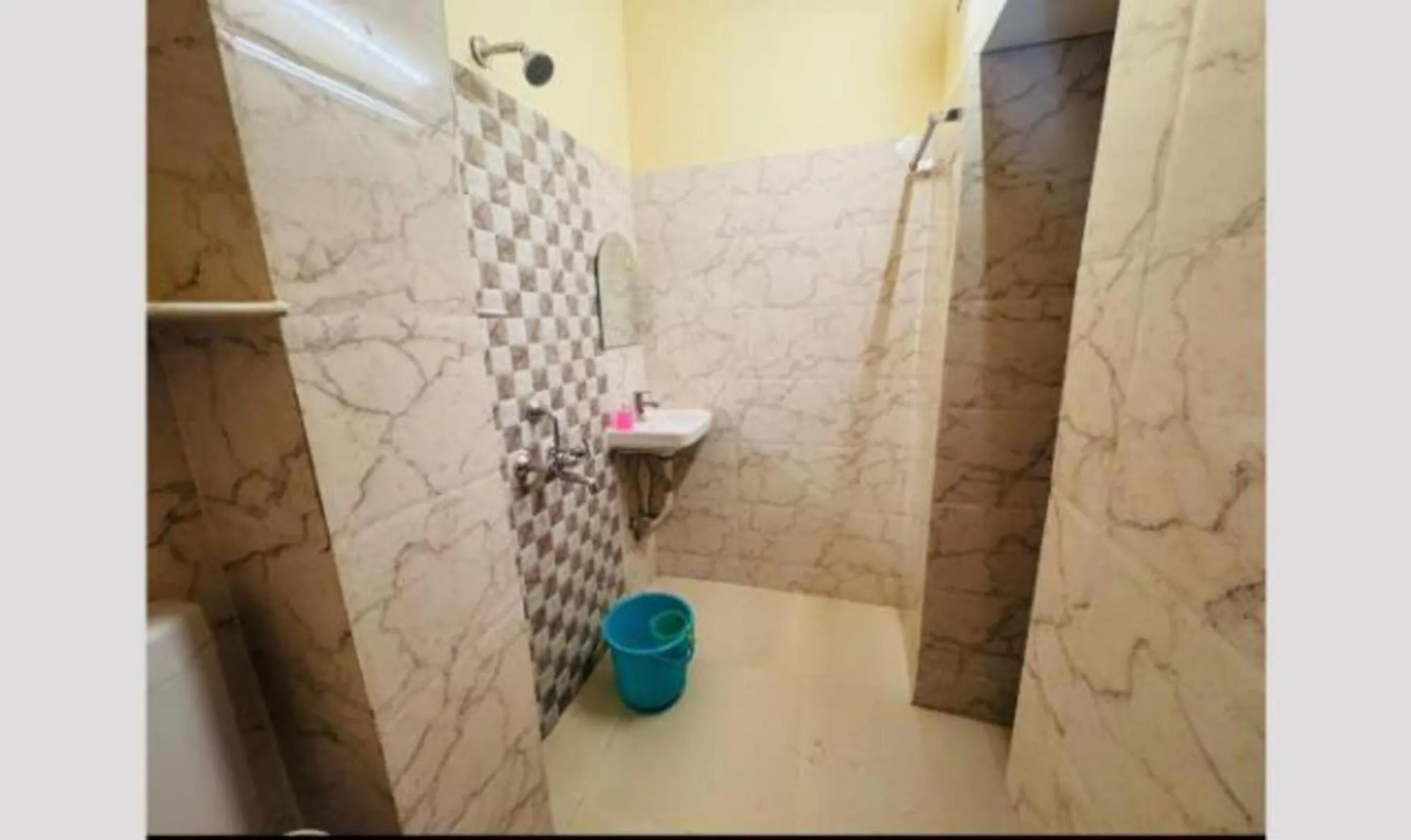 Bathroom in FabHotel HI Rise