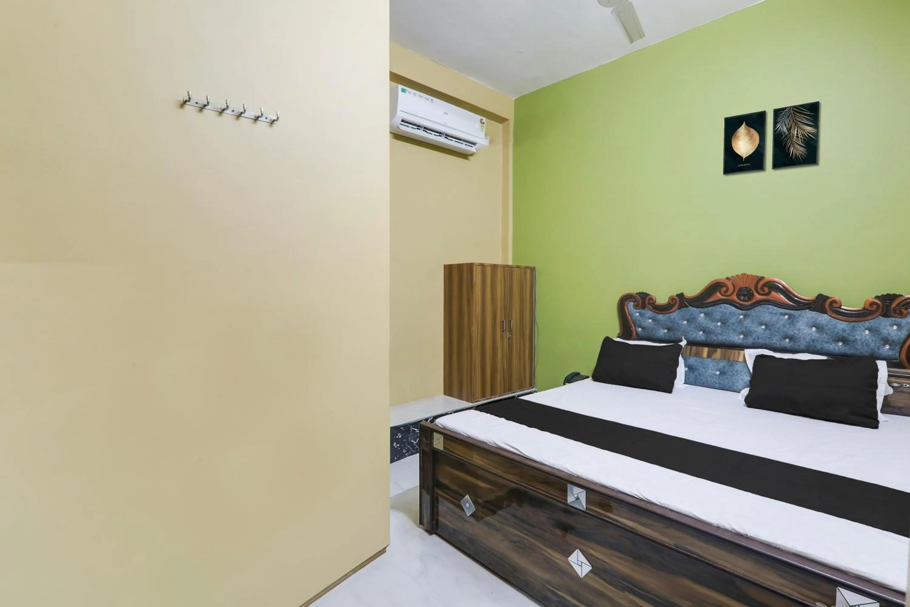 Bedroom, Bed in Hotel O VIRAT HOTEL AND RESORT