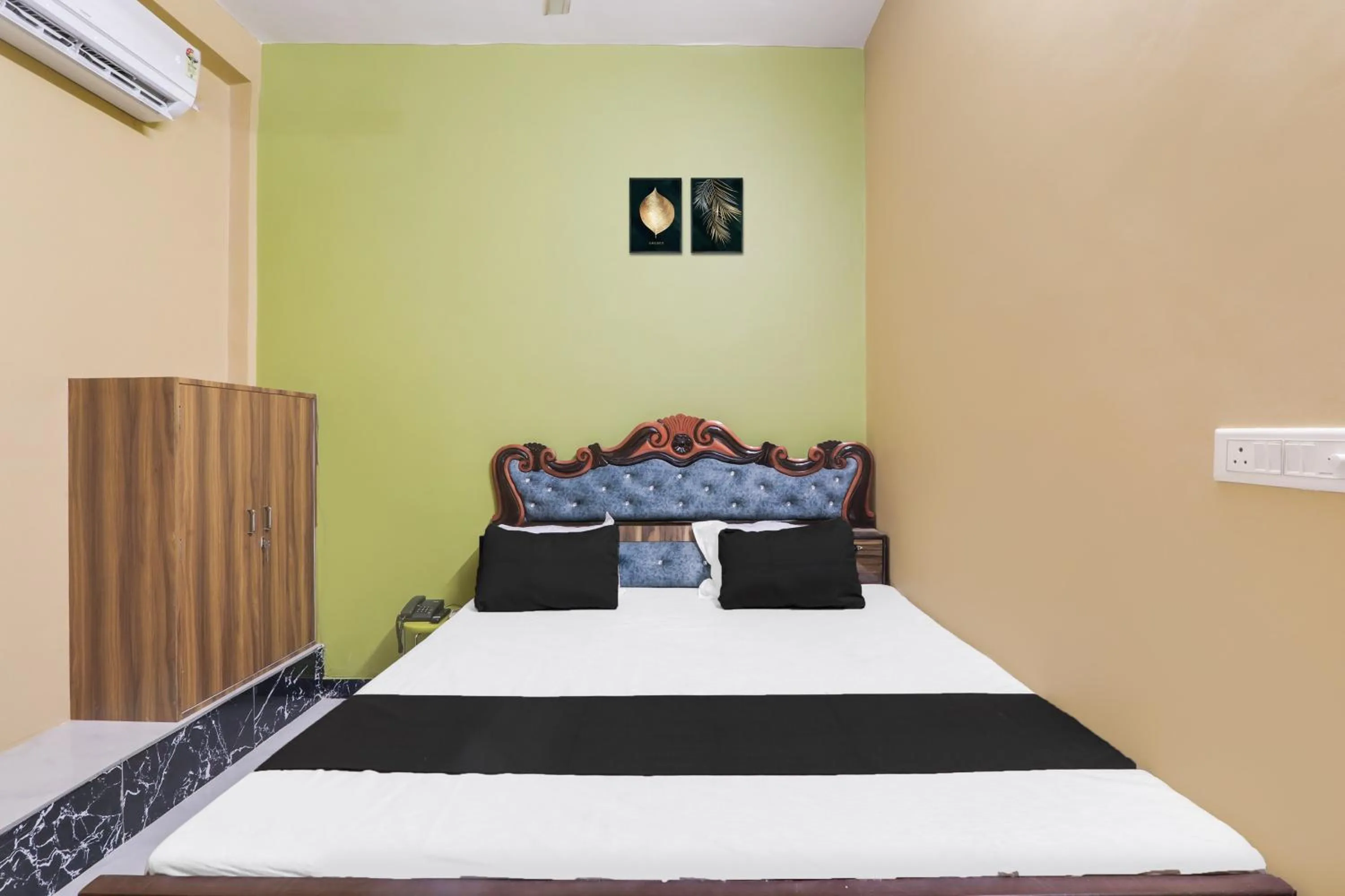 Bedroom, Bed in Hotel O VIRAT HOTEL AND RESORT