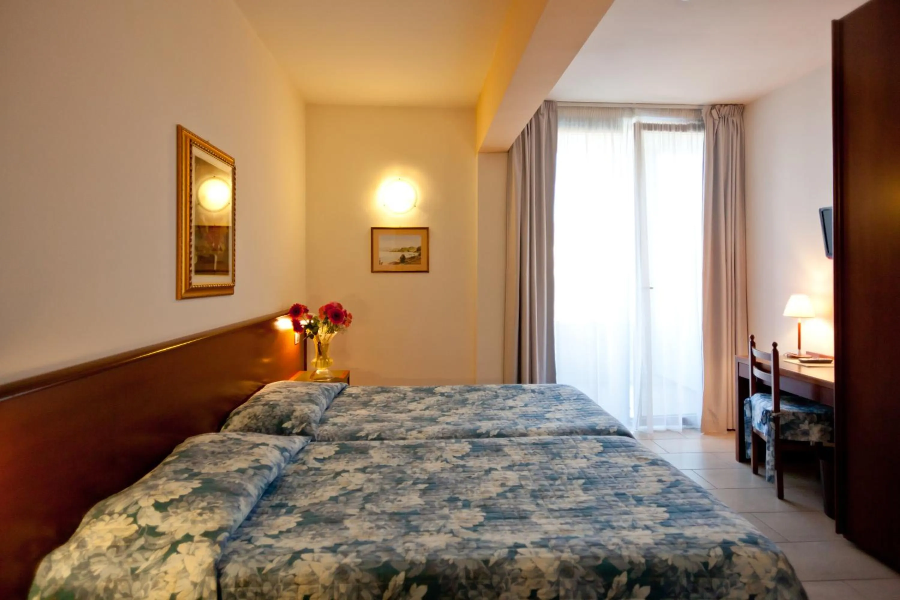 Bedroom, Bed in Hotel Idania