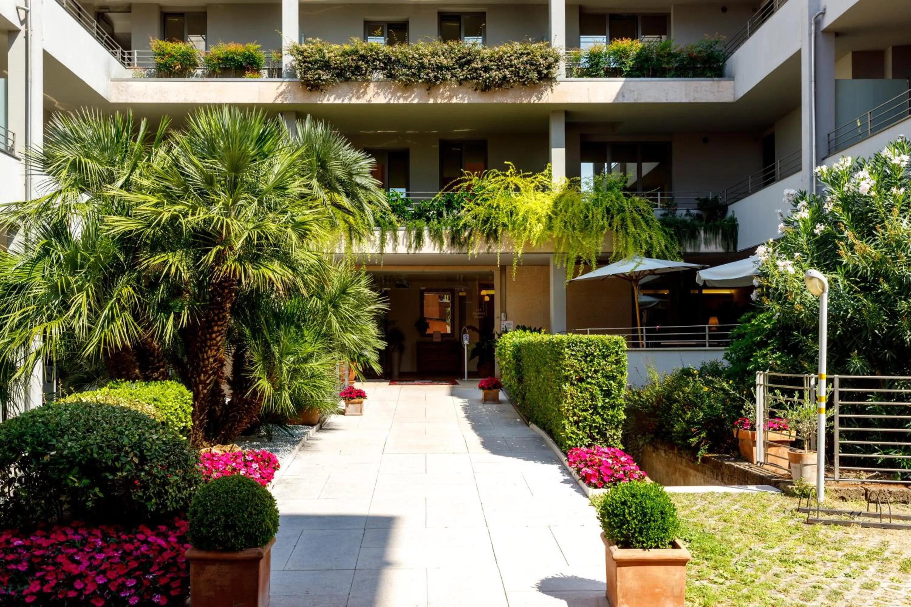 Hotel Idania
